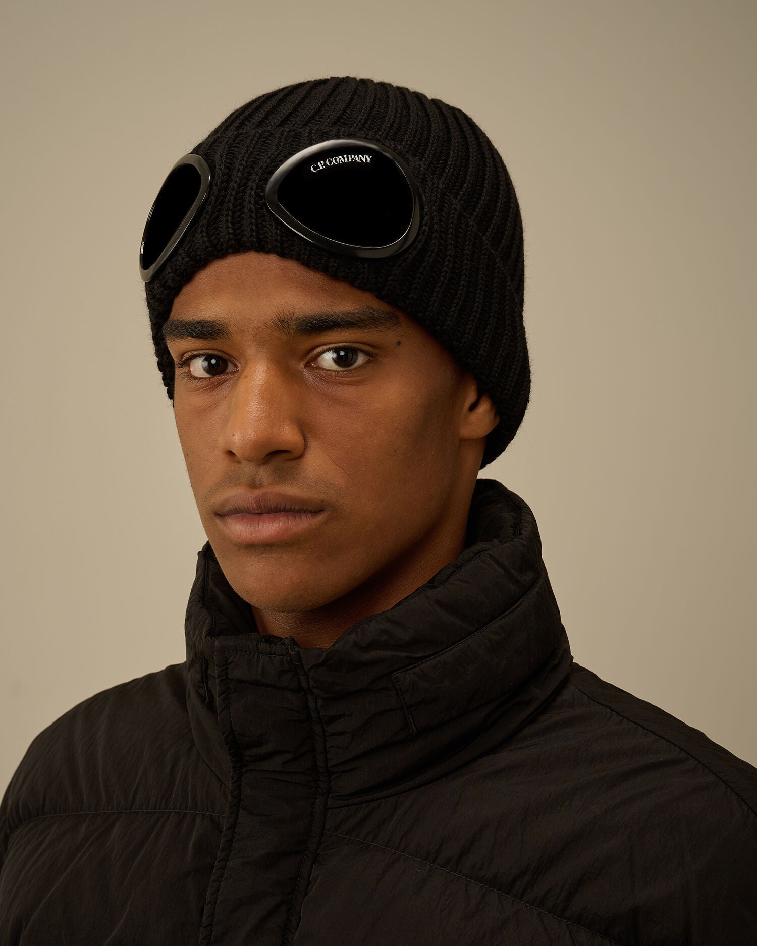 Extrafine Merino Wool Knit Cap Black