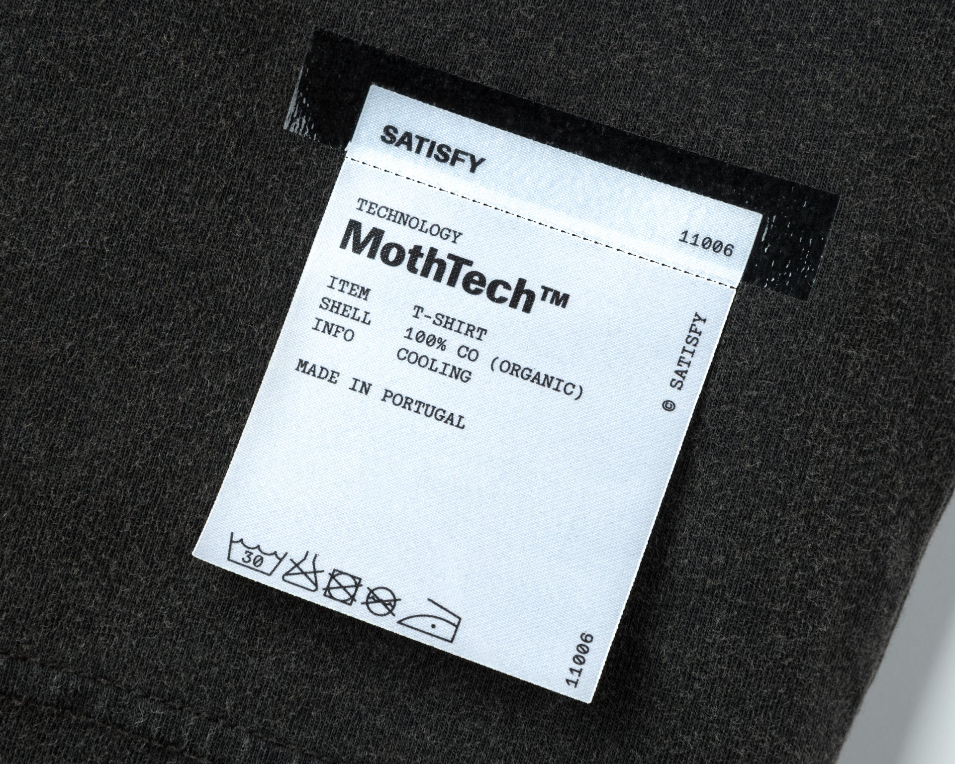 MothTech T-Shirt Aged Black