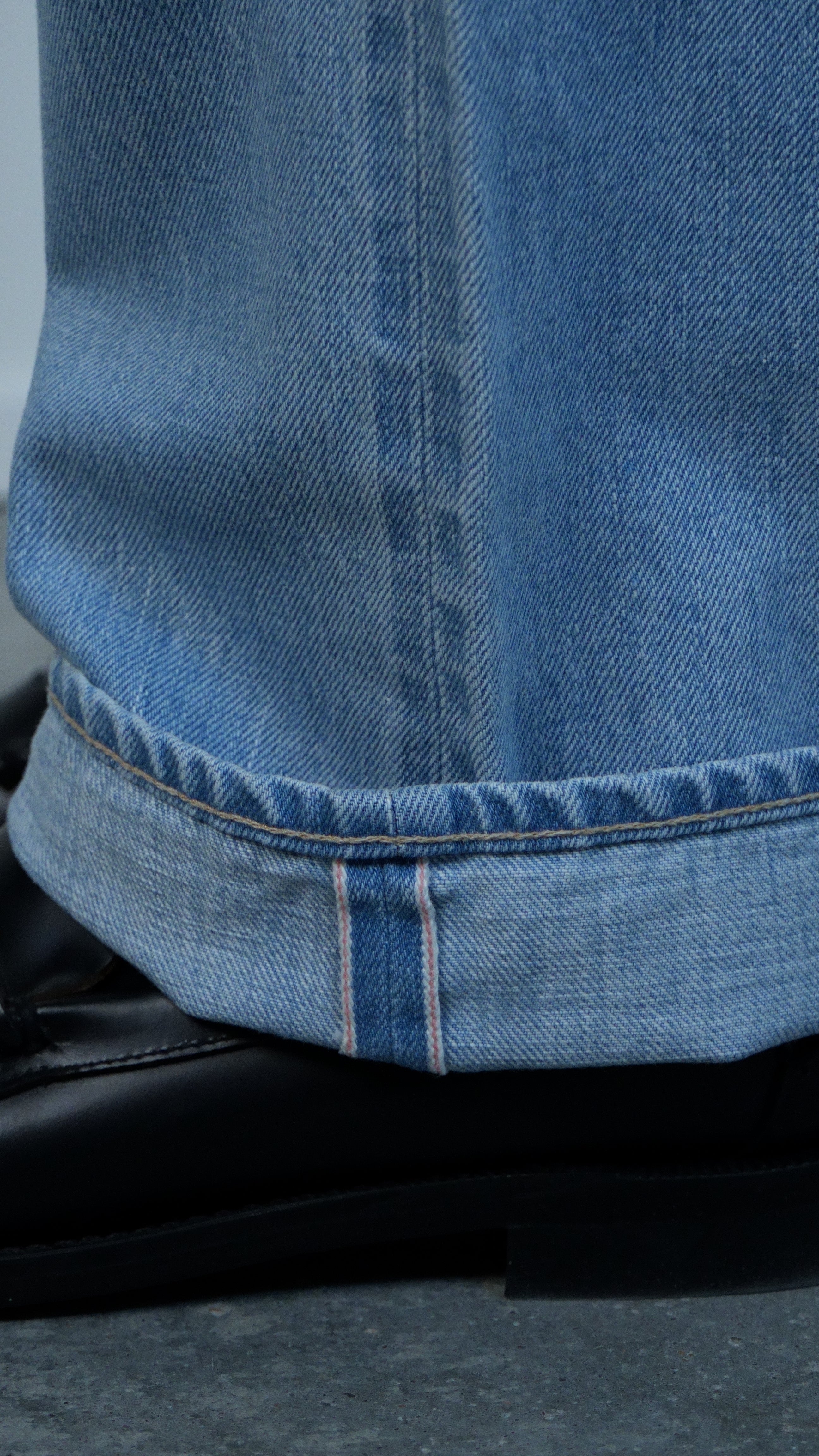 Selvedge Denim Worn Out Straight-Leg Jeans