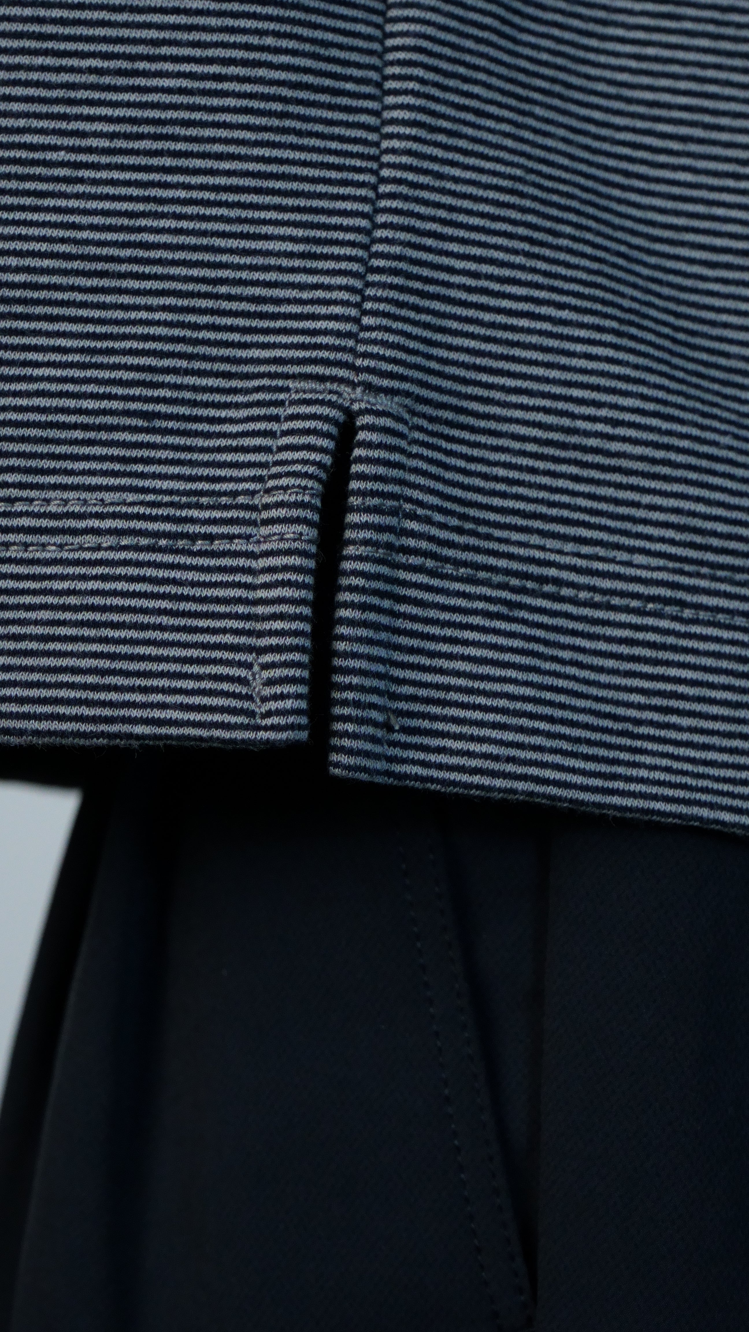Micro Stripe Pocket Tee Black x Gray