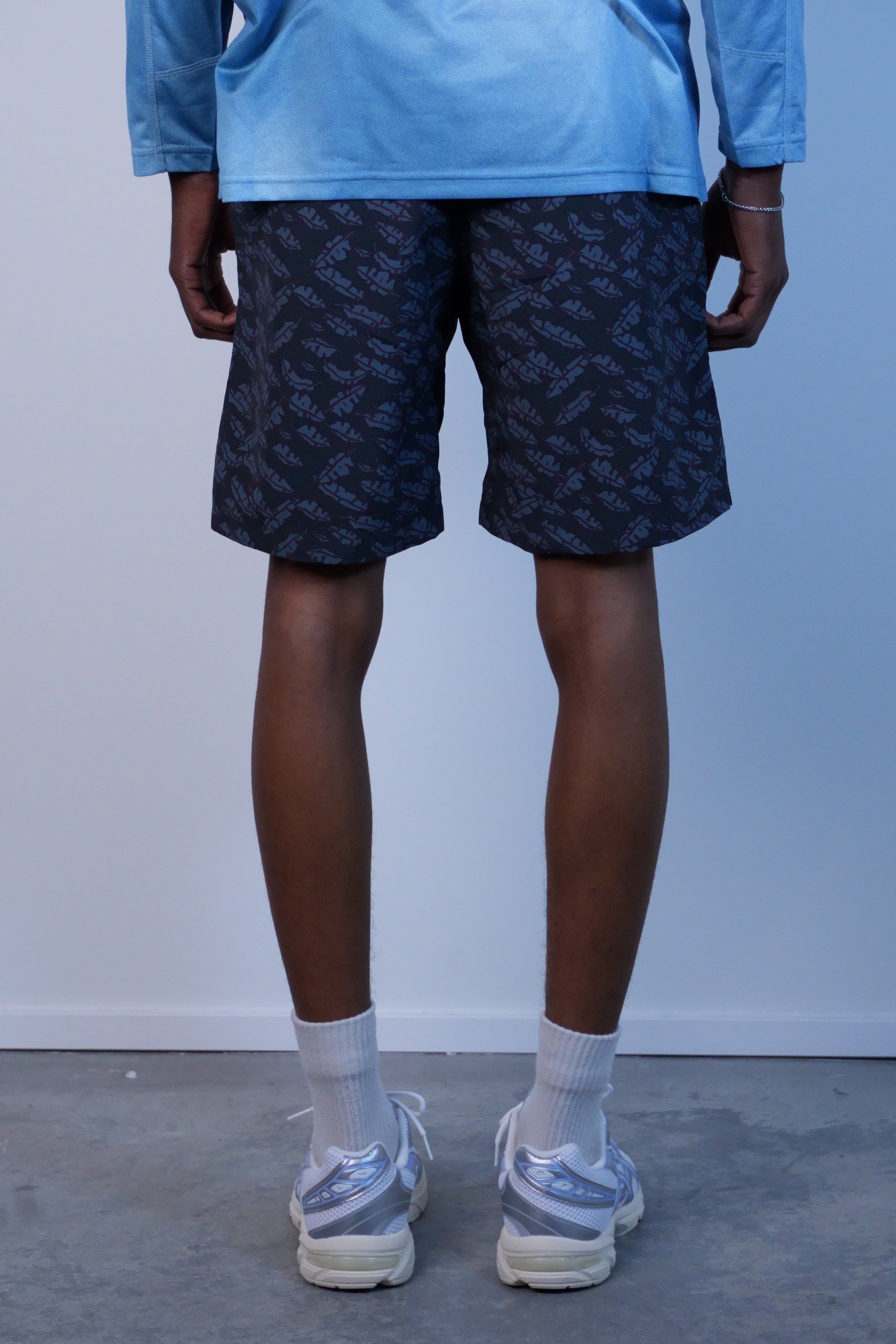 Nylon Packable G-Short Navy Leaf