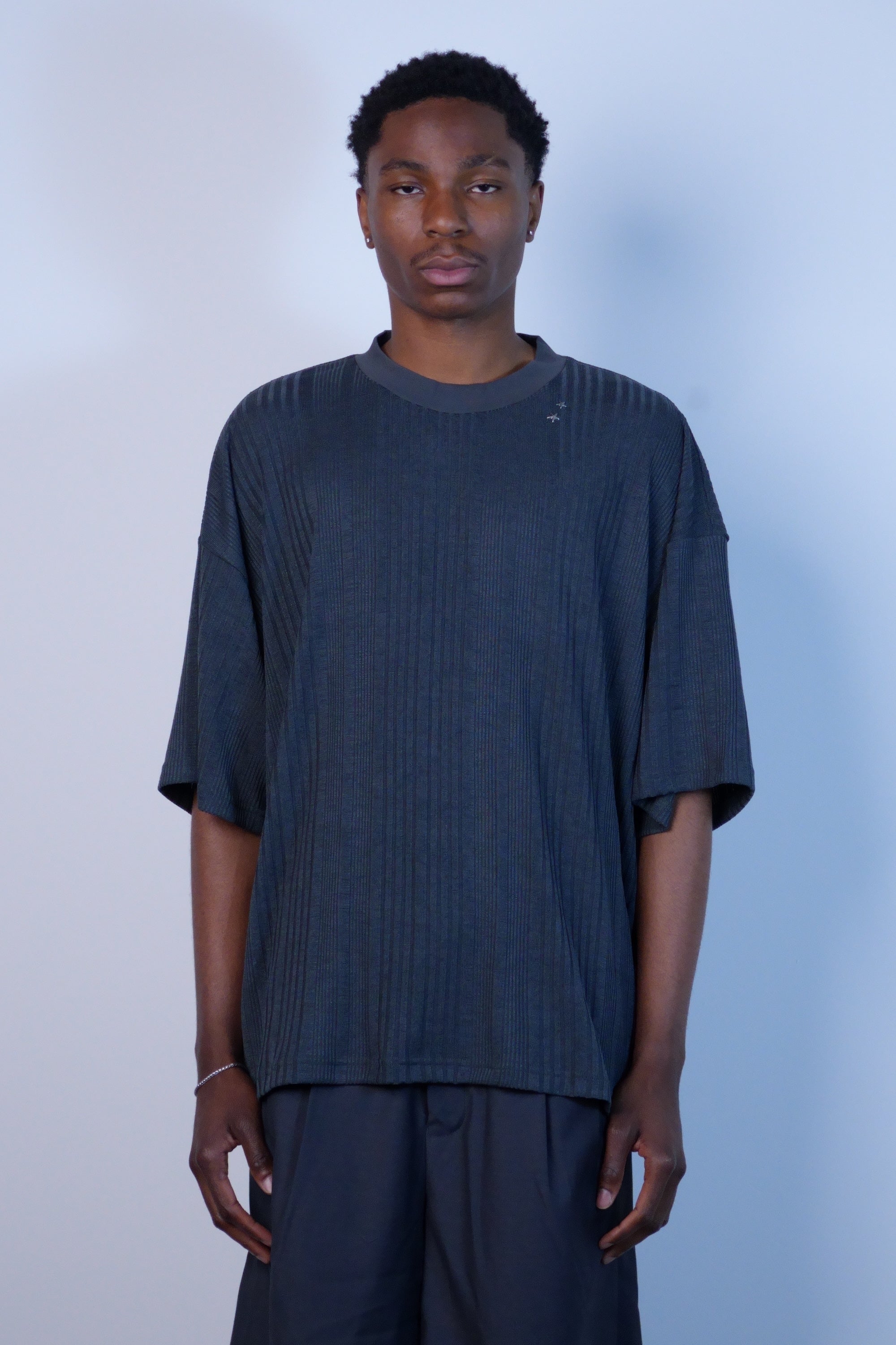 Wavy SS Tee Grey
