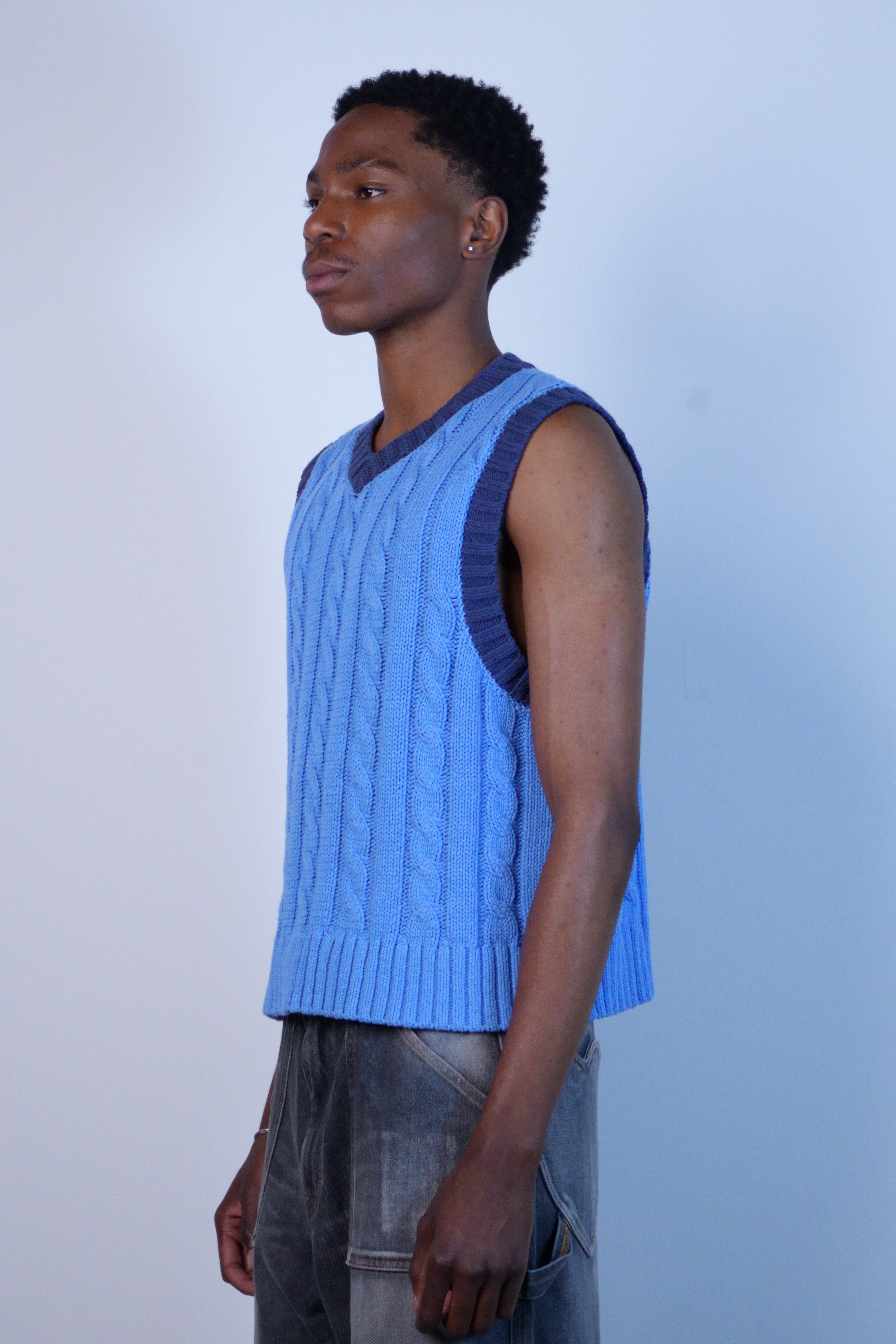 Cable Knit Ringer Vest Sax Blue