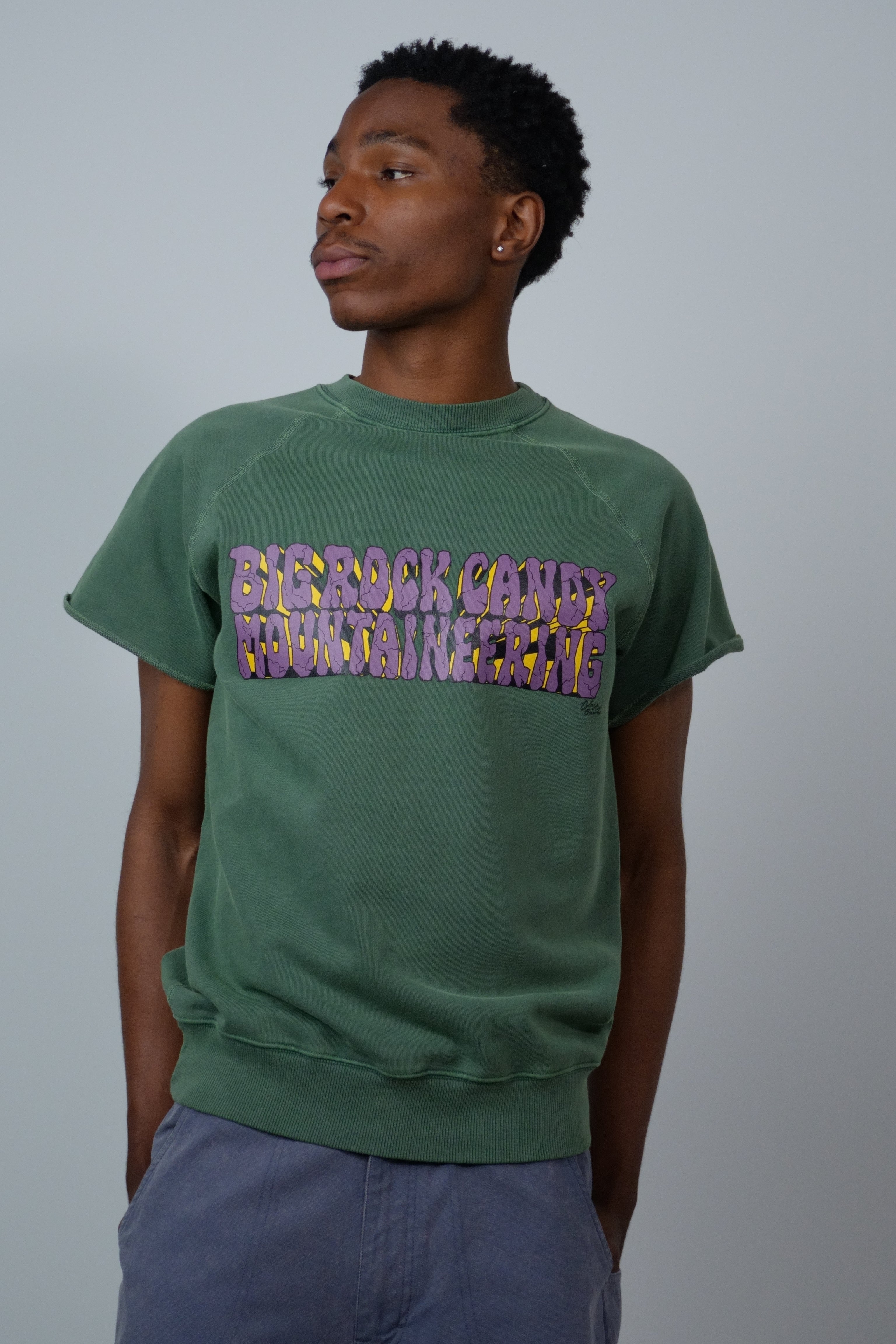 Boulder Logo Chop Top Artichoke