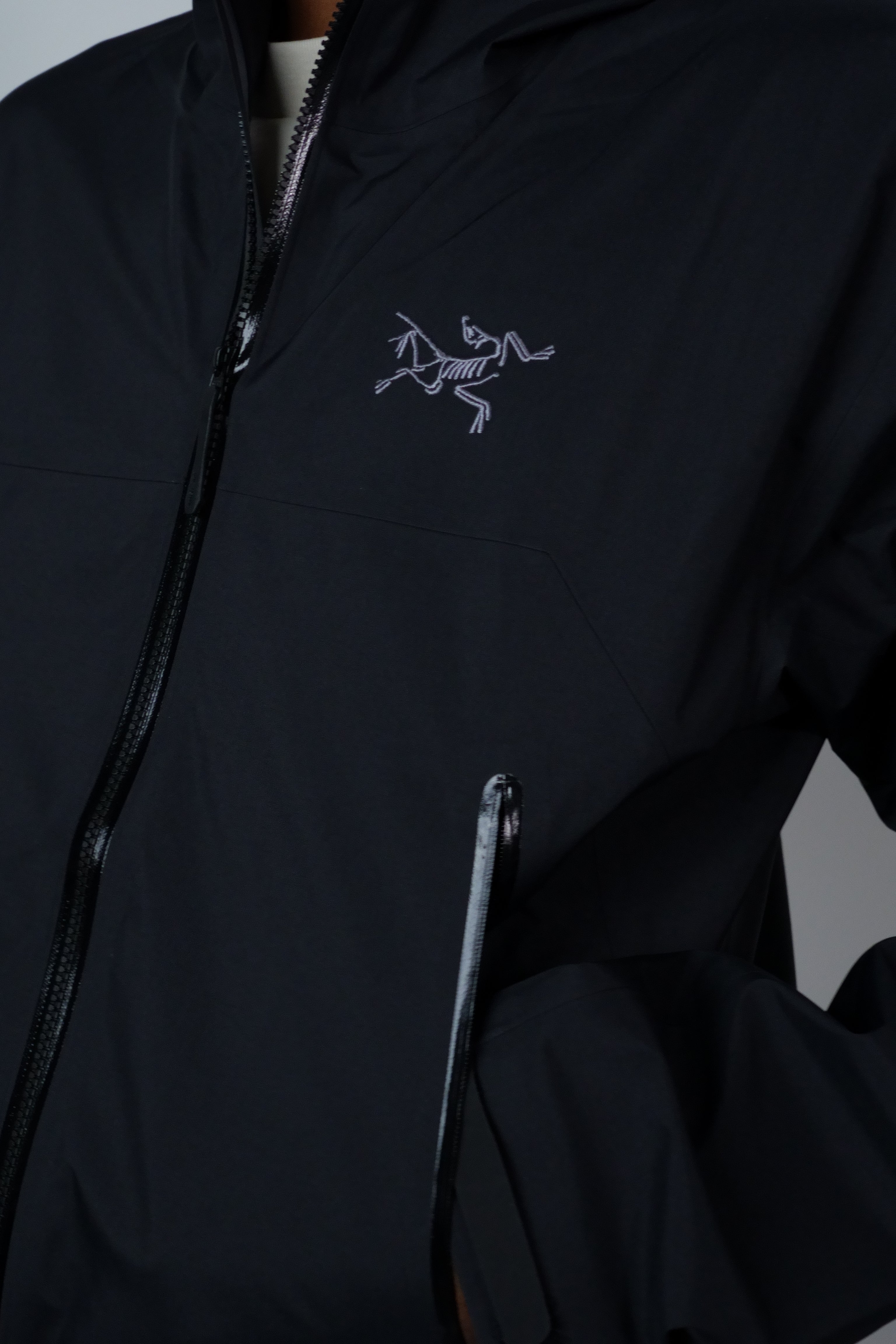Beta Jacket Black