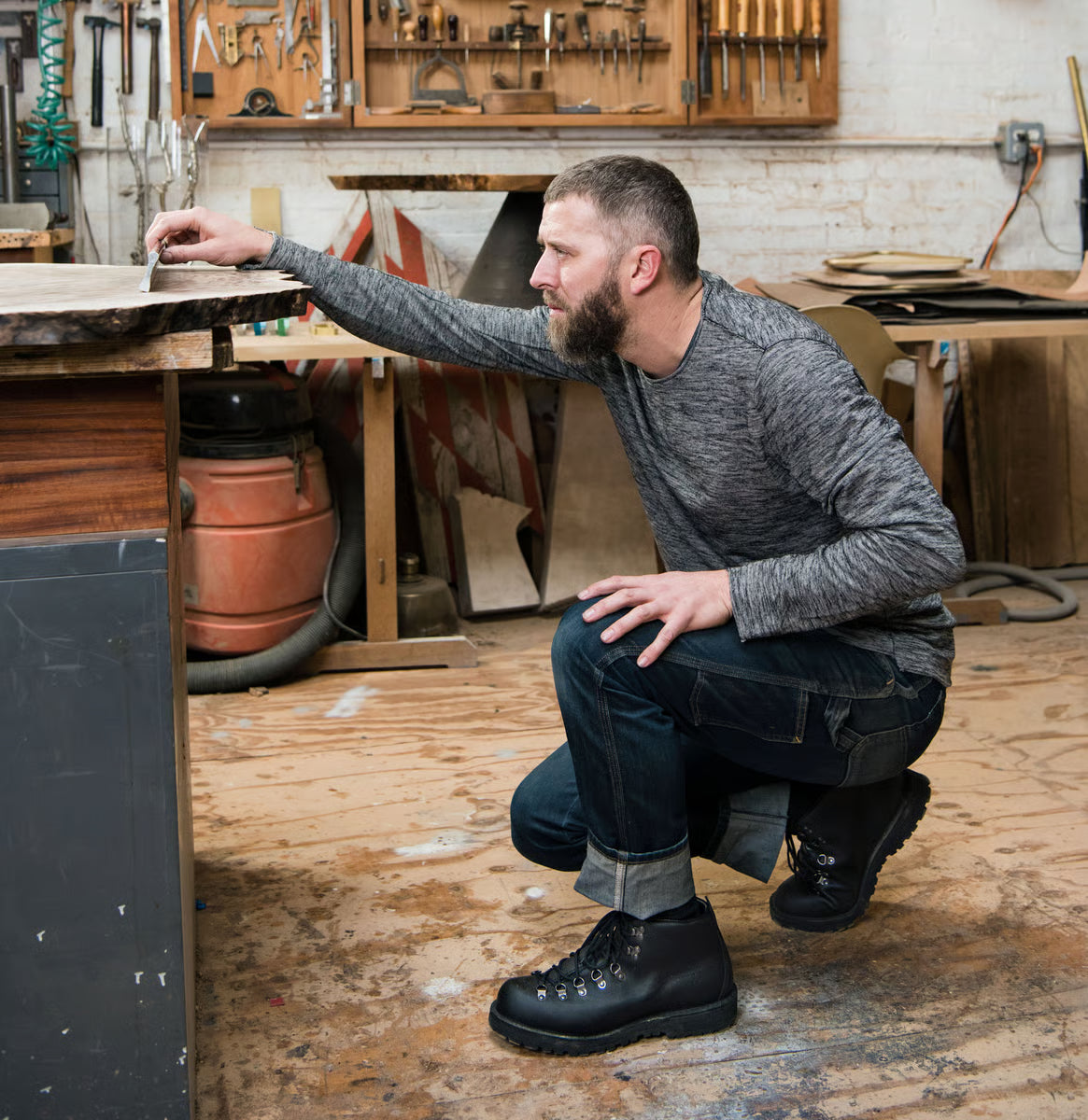 Mountain Light Black