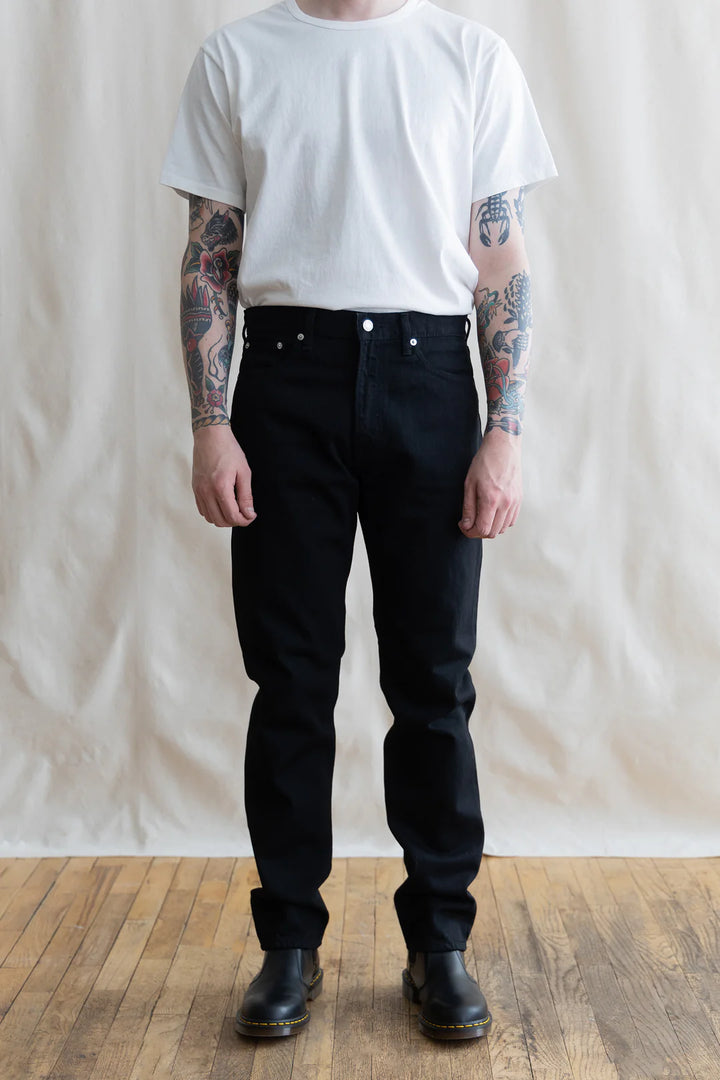 107 Ivy Fit Black Denim