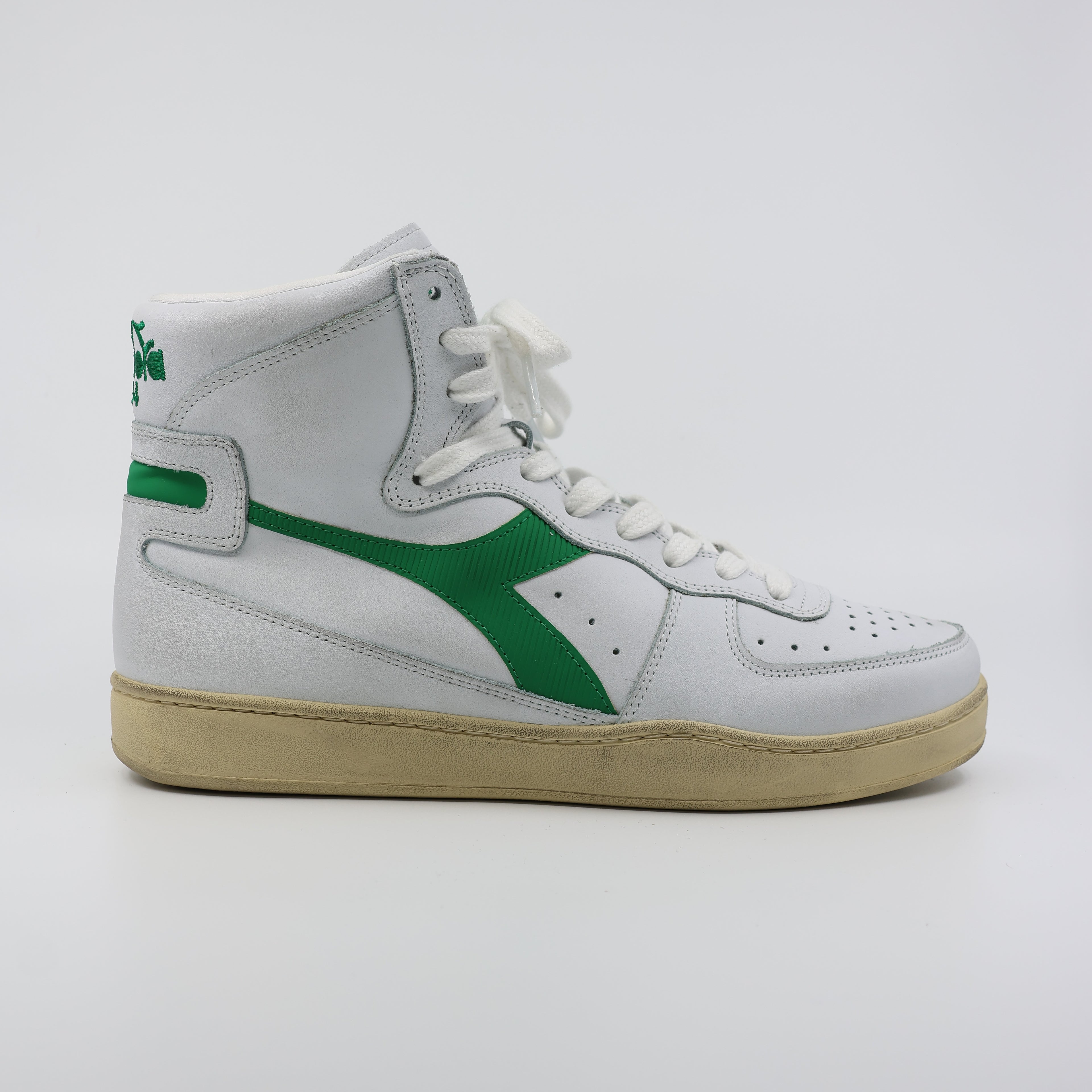 Mi Basket Used White/Verdant Green