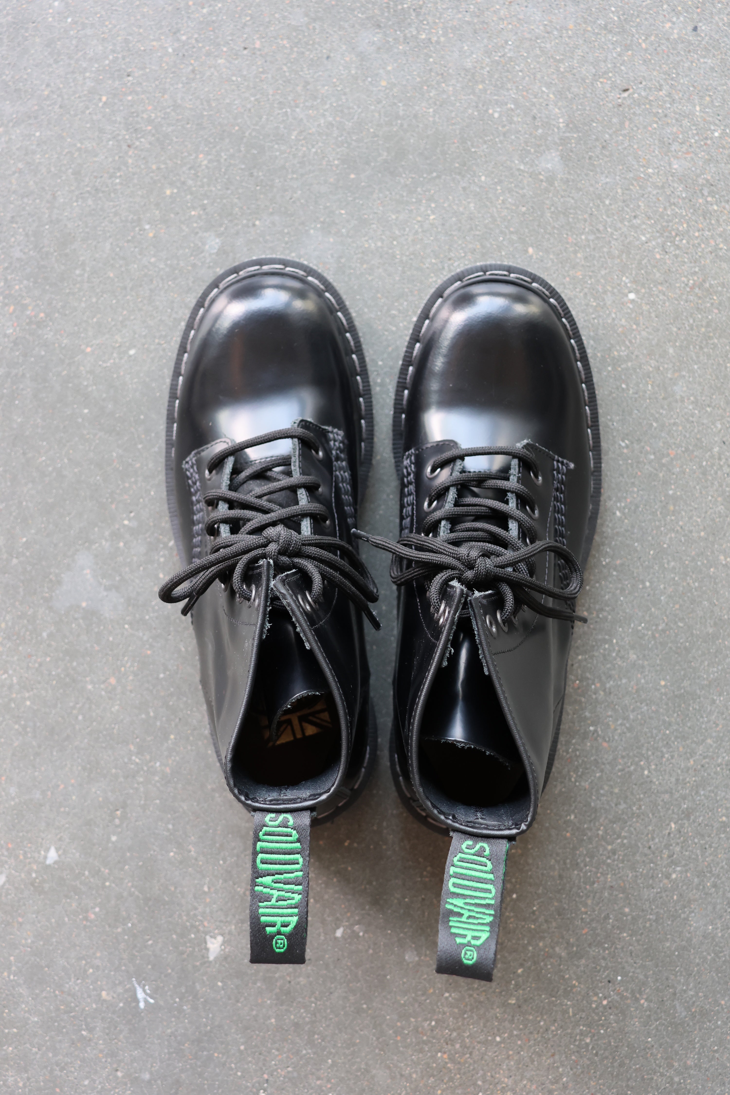 Black Hi-Shine 8 Eye Derby Boot