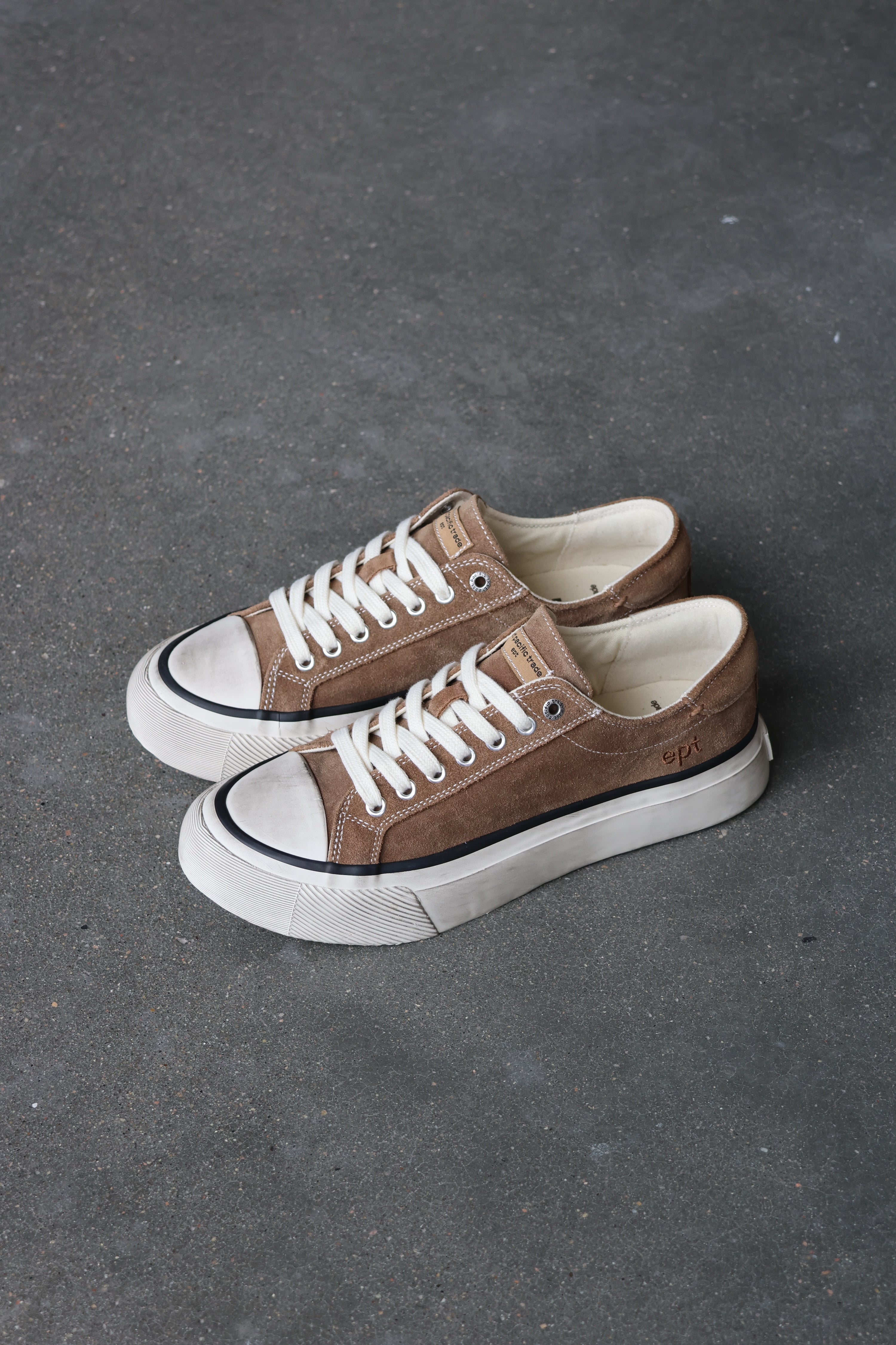 DIVE VNTG brown black