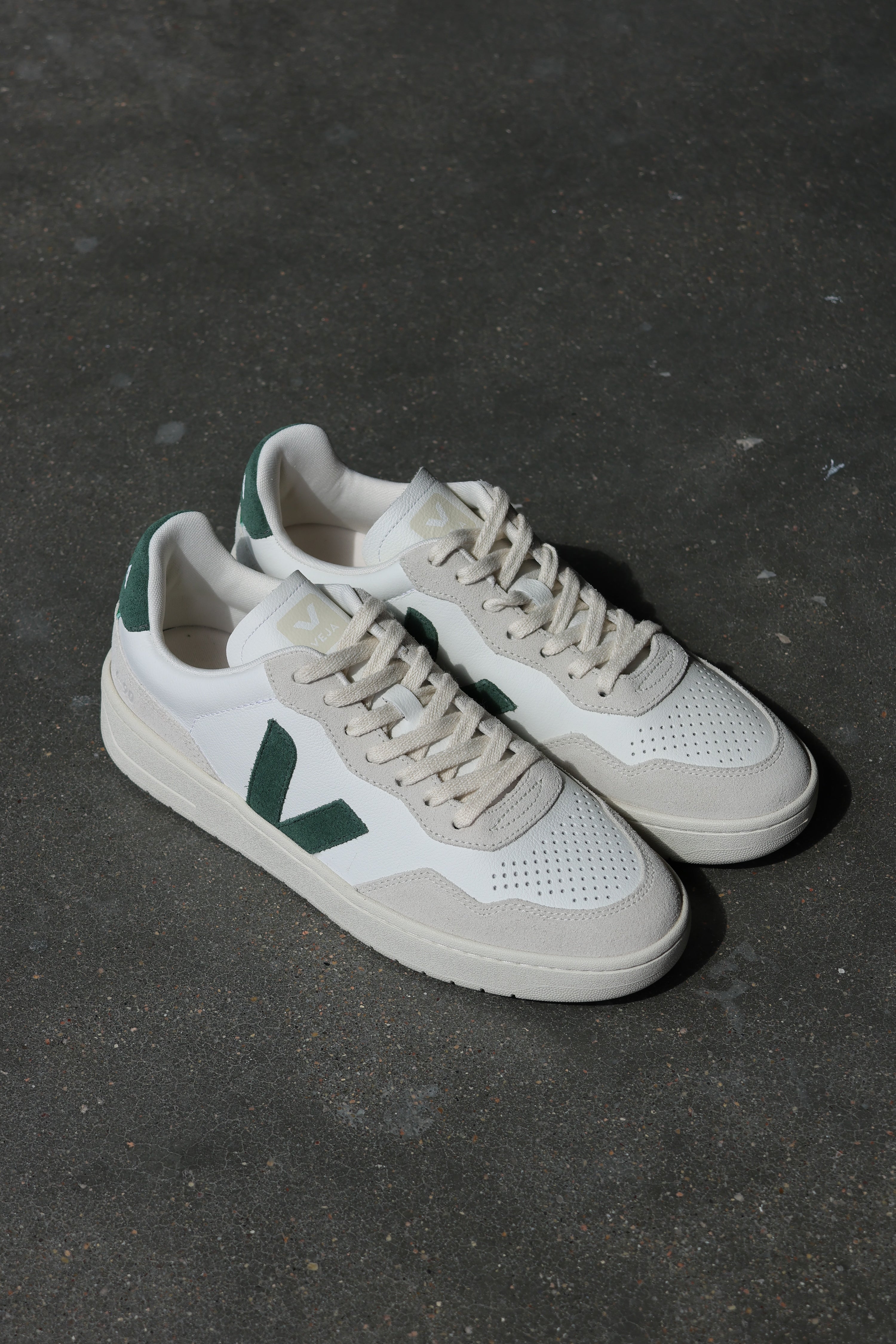 V-90 O.T. Leather White/Cyprus