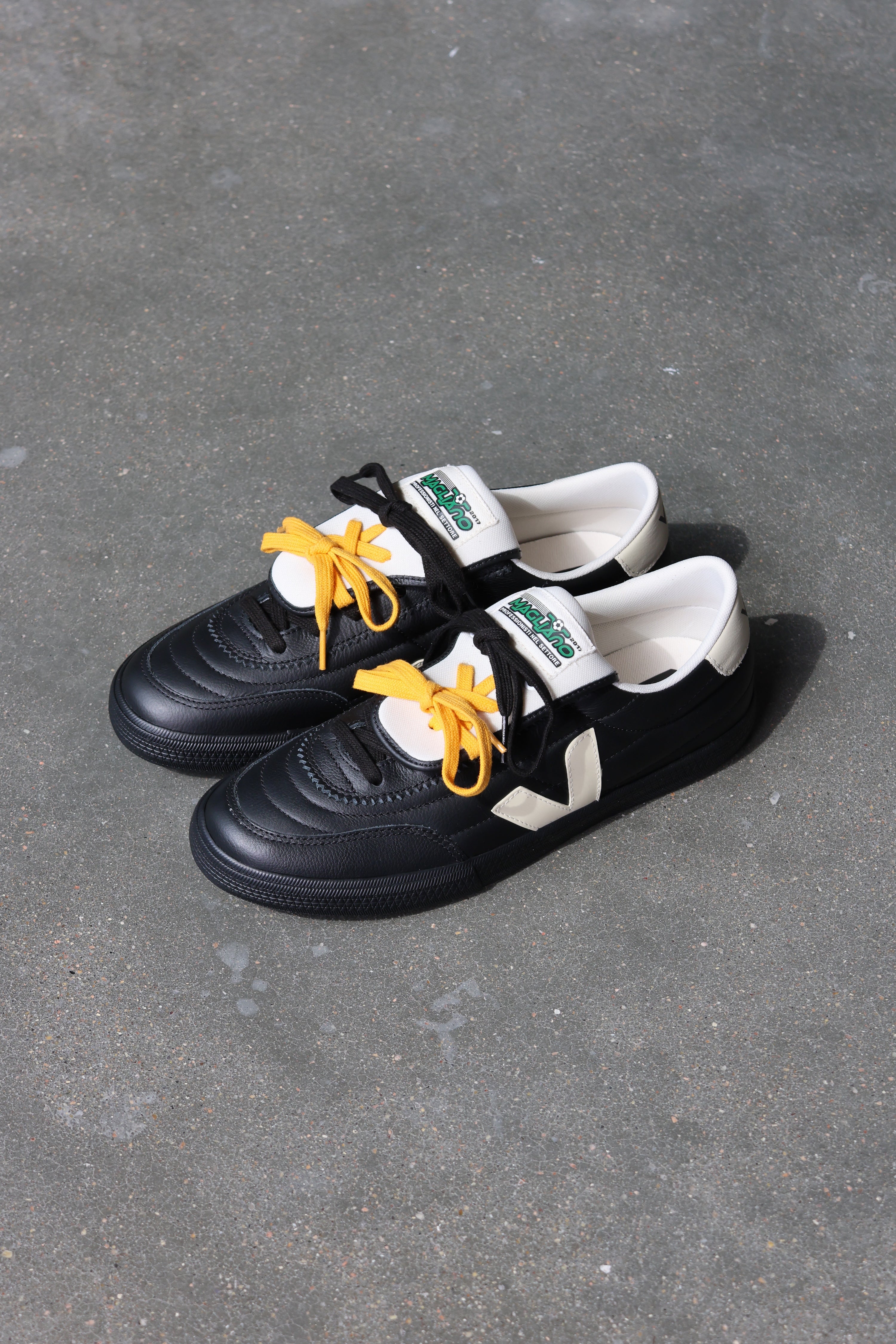 Magliano Panenka O.T. Leather Black/White
