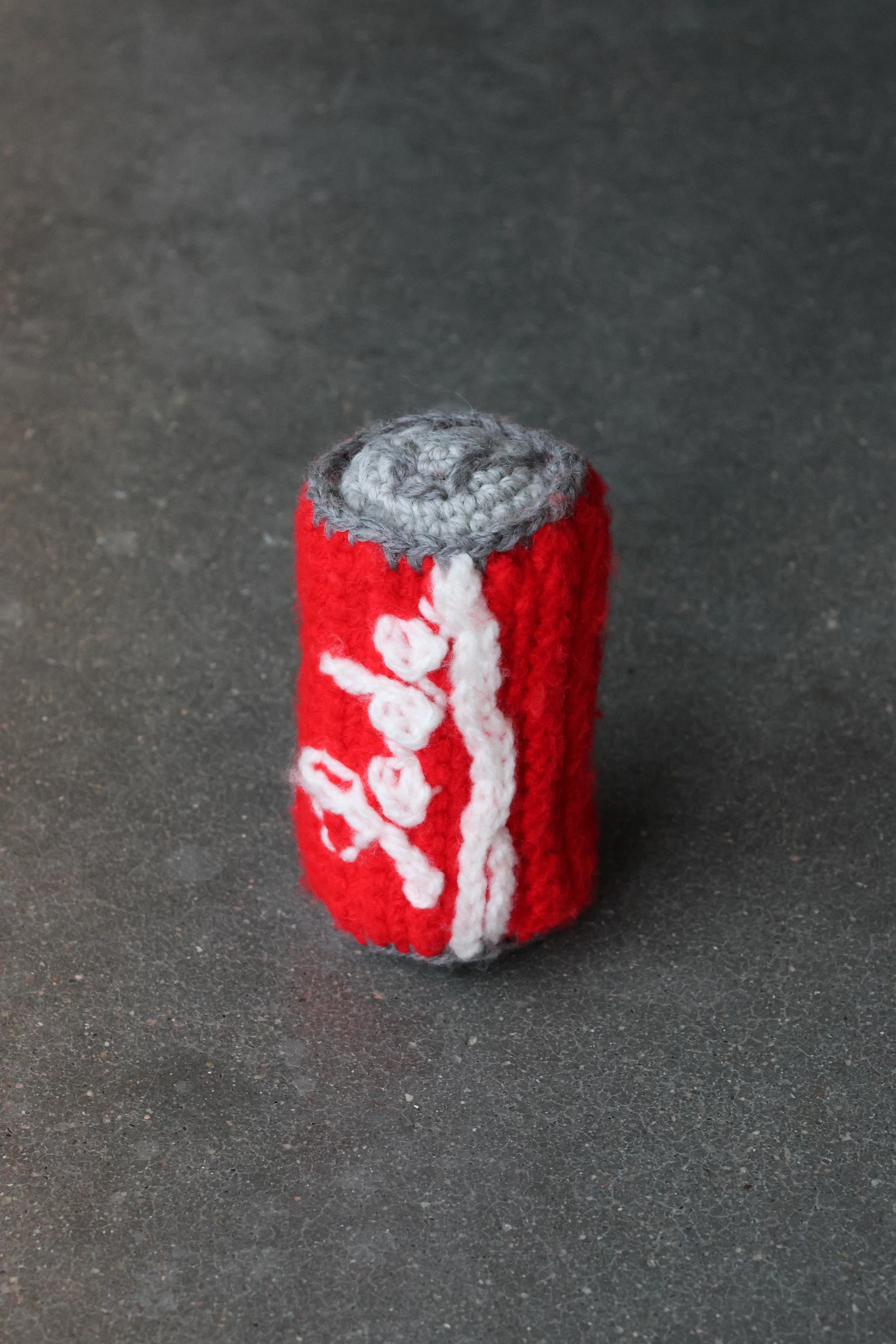 Hand Knitting Soda Can Red