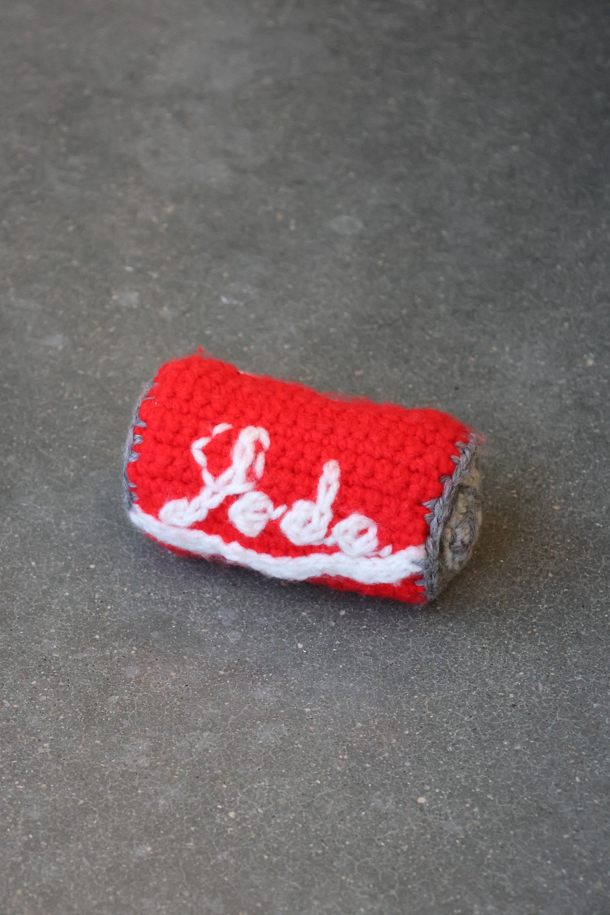 Hand Knitting Soda Can Red
