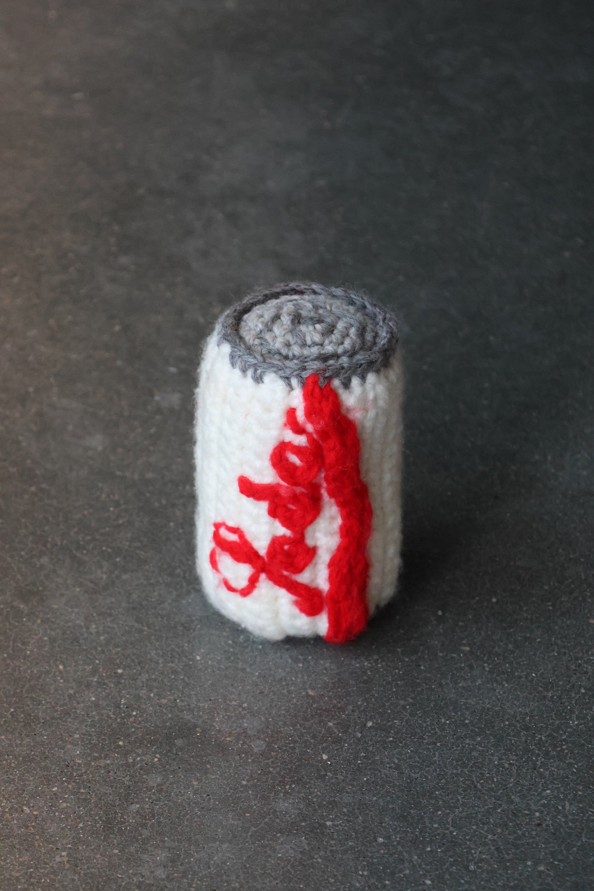 Hand Knitting Soda Can White