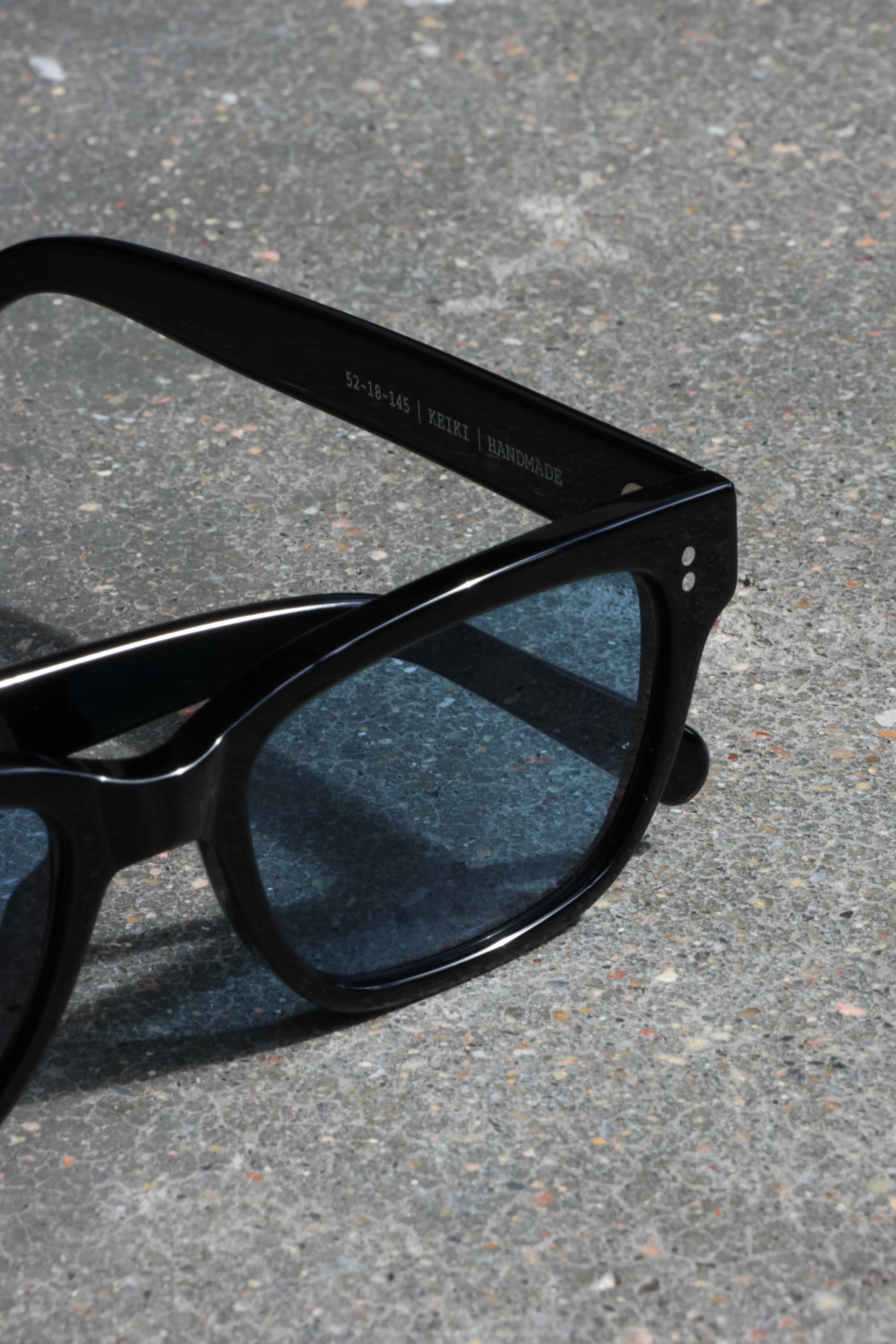 Keiki Black/Blue