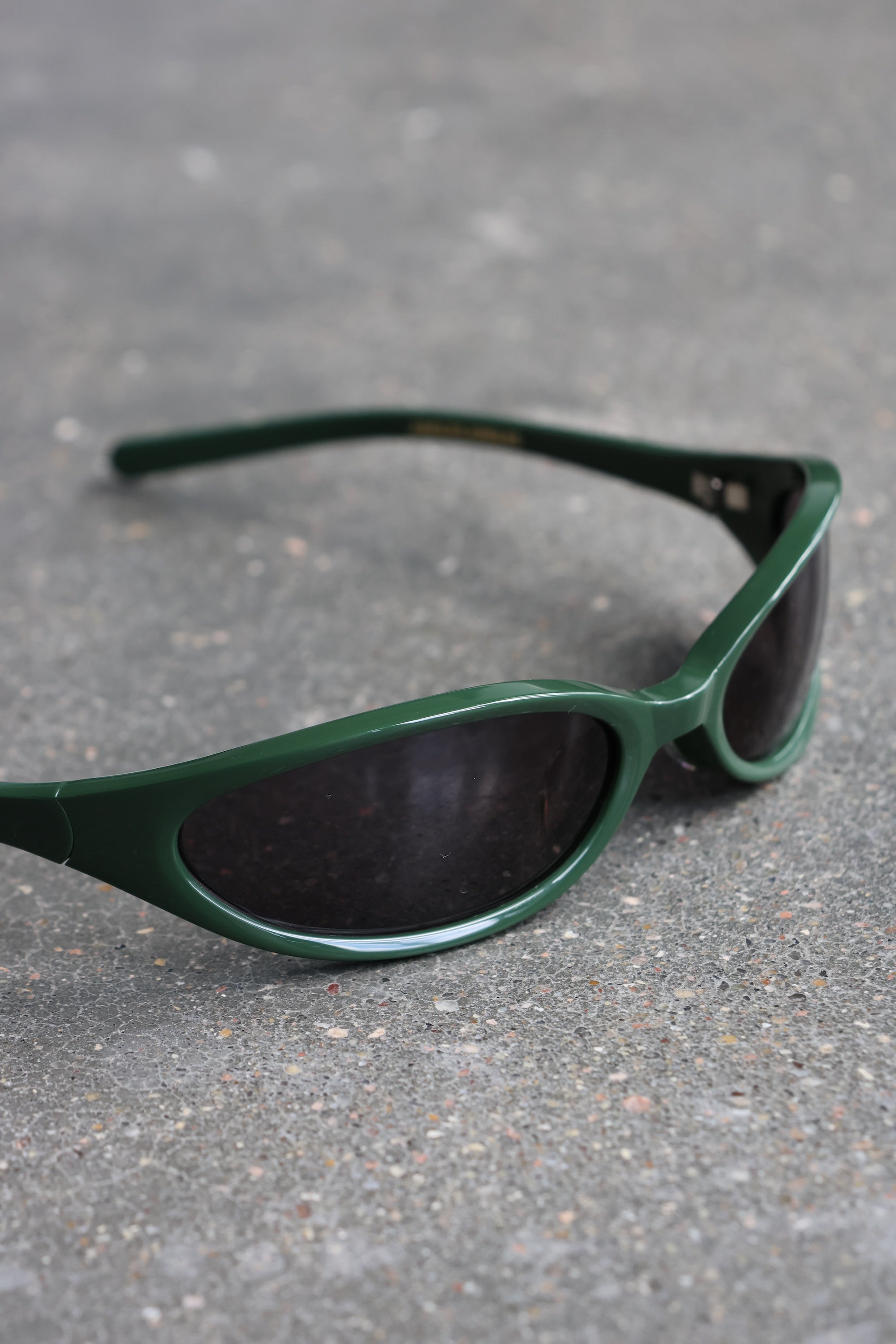 Face Slap Glasses Green/Black