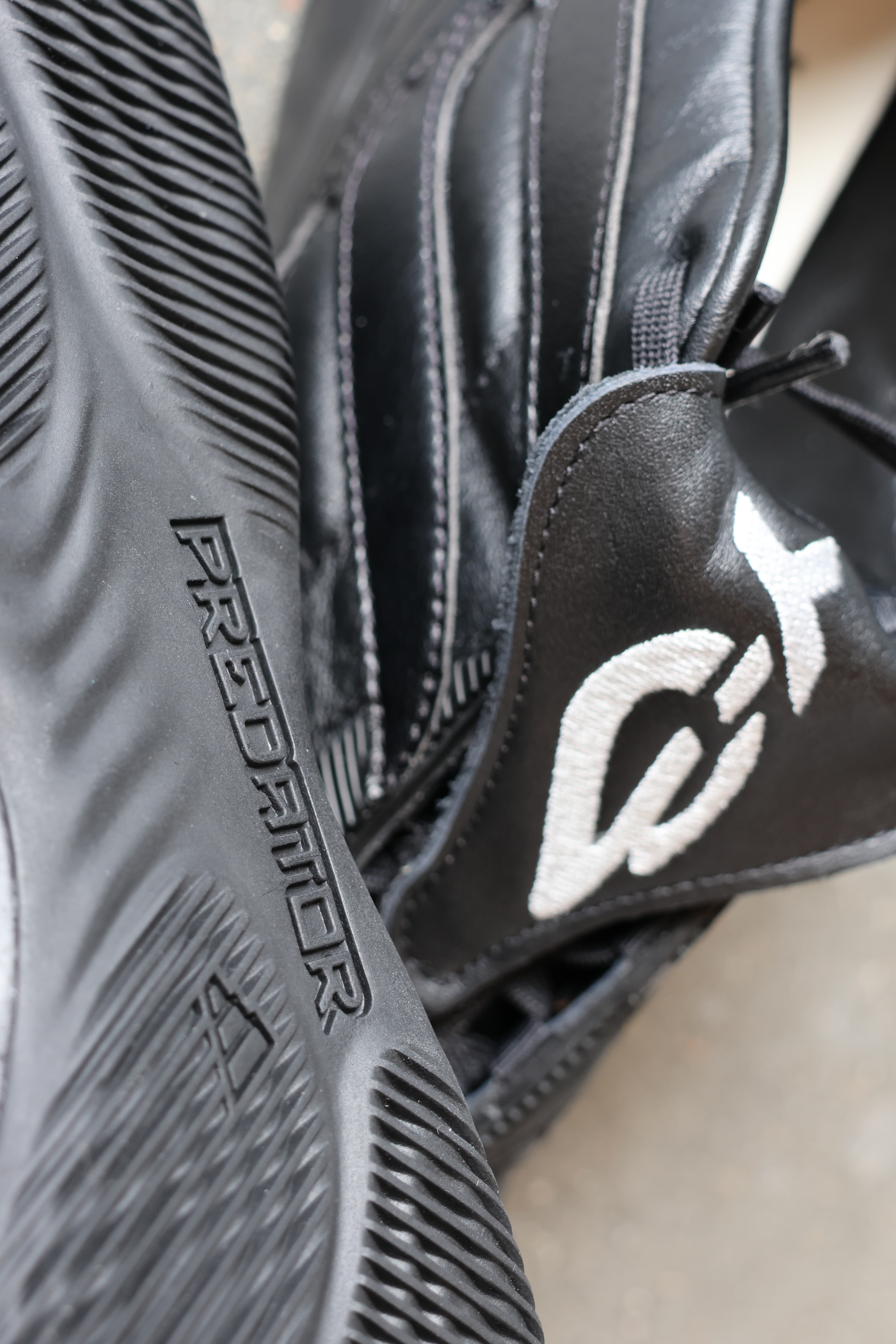 Predator Precision Black/Off White