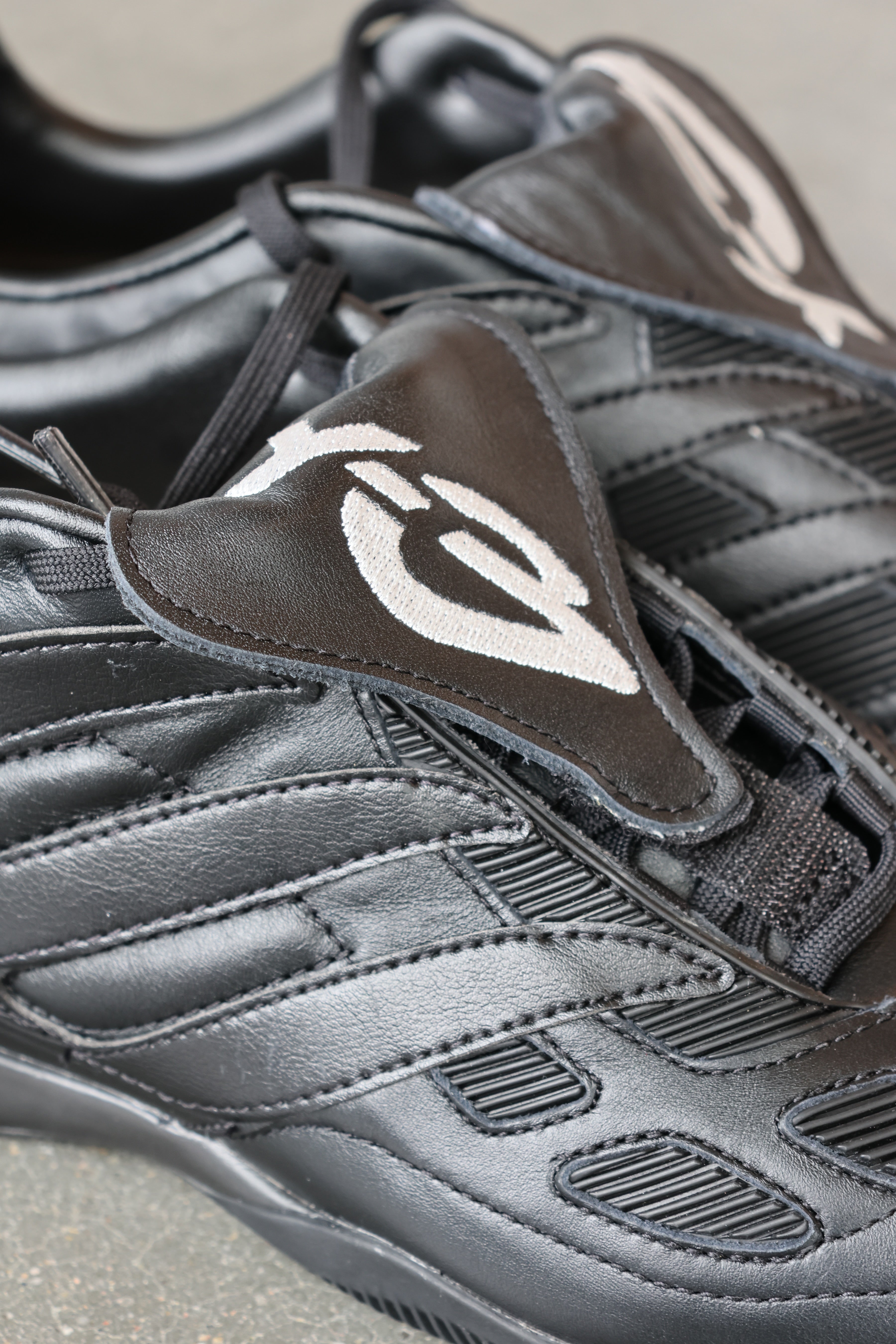 Predator Precision Black/Off White