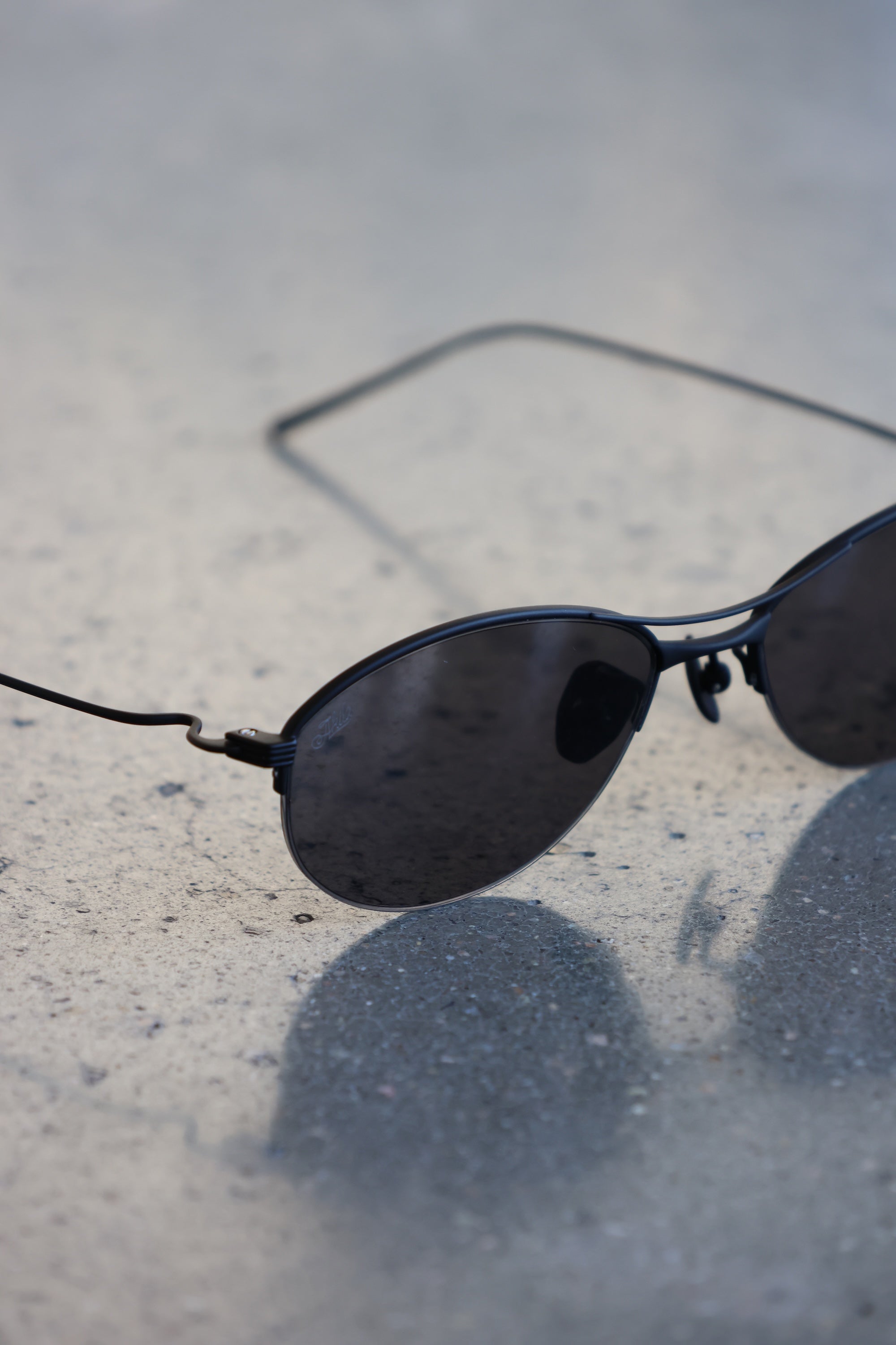 Helix - Matte Black / Black