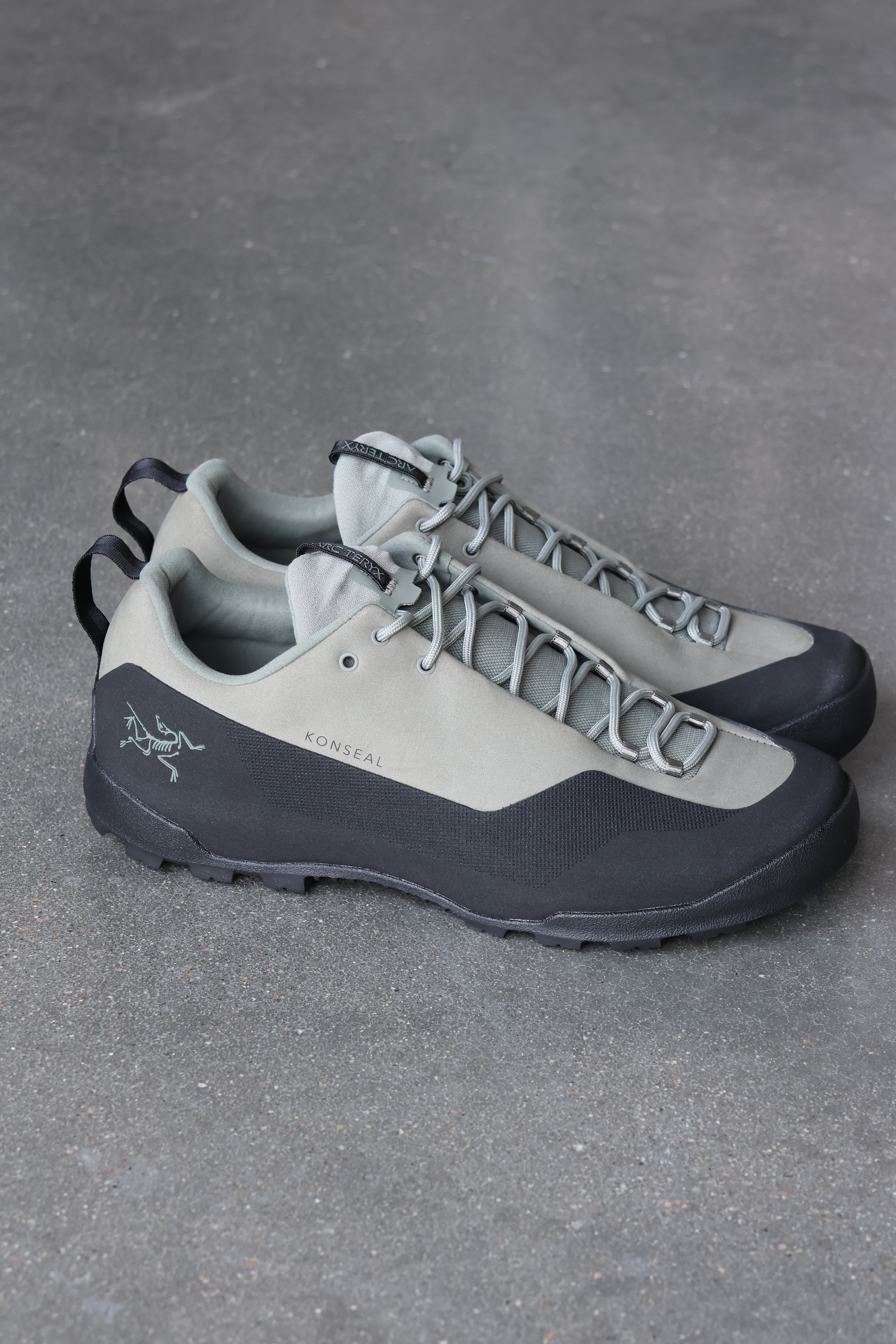 Konseal Forage / Black