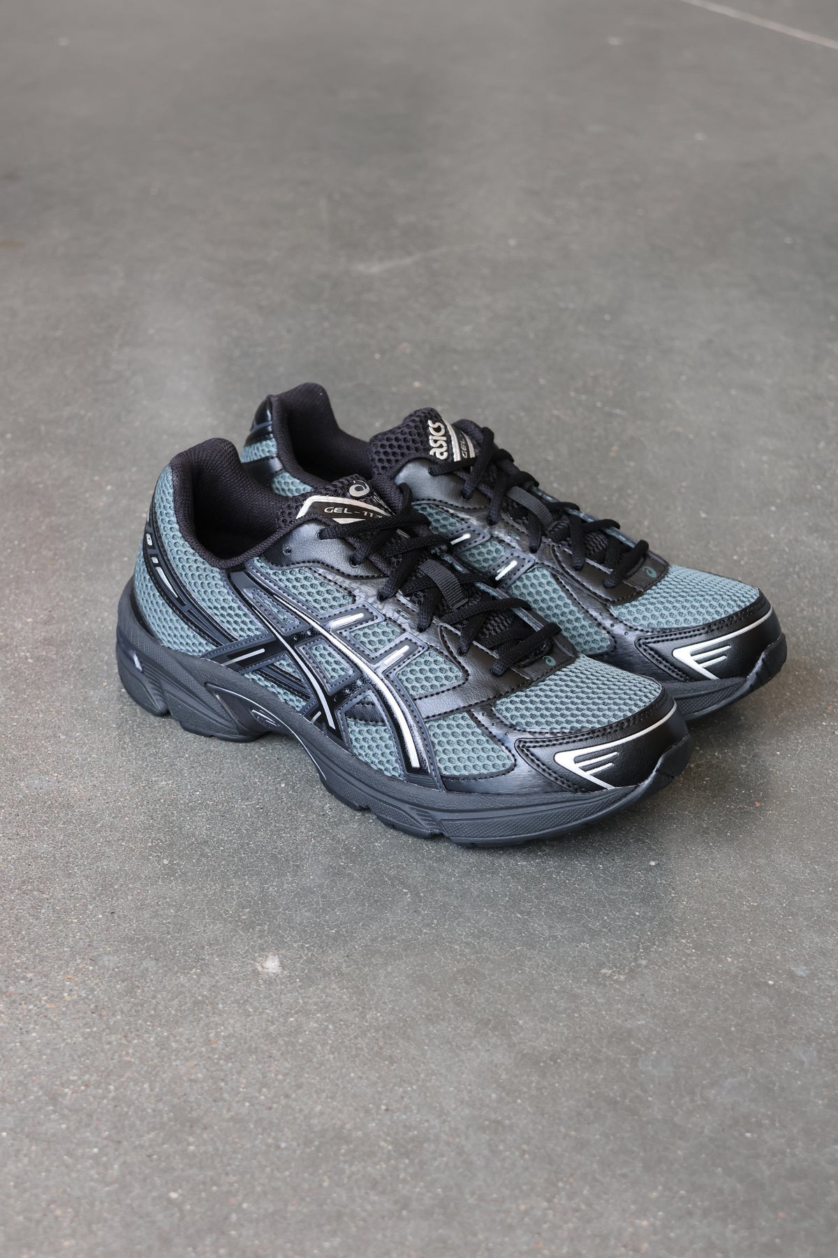 GEL-1130 Dusty Fern/Black