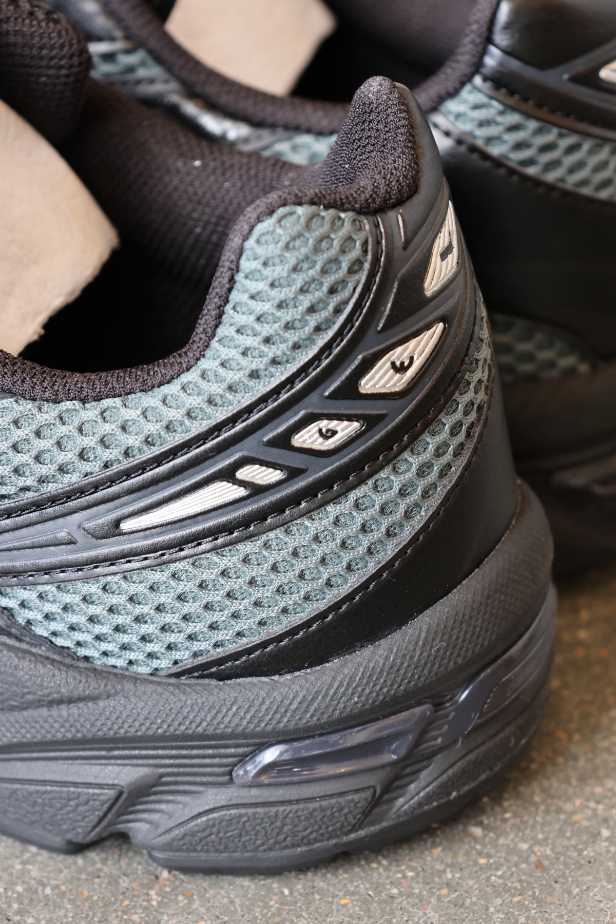 GEL-1130 Dusty Fern/Black