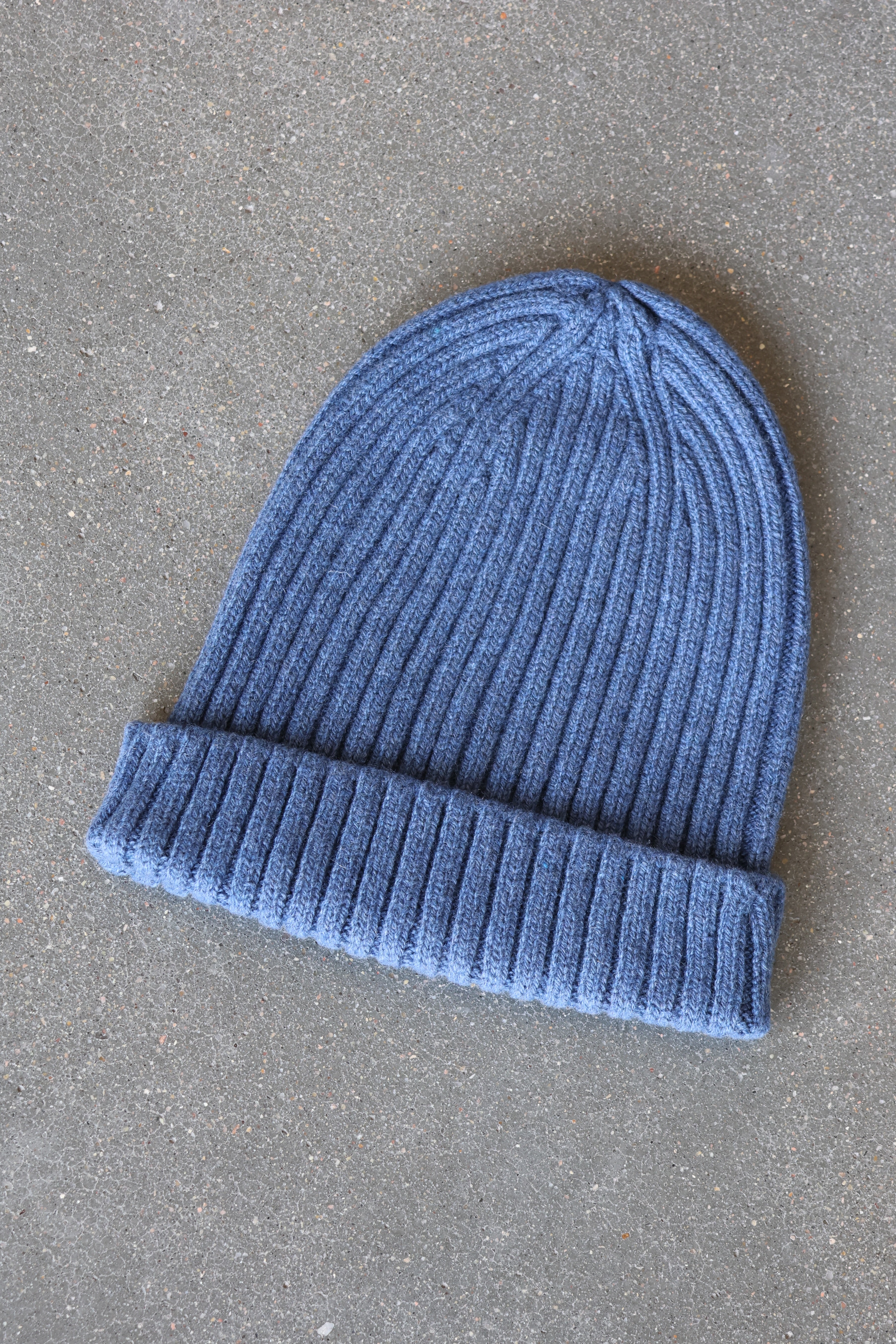 Recycled Cashmere Beanie Denim