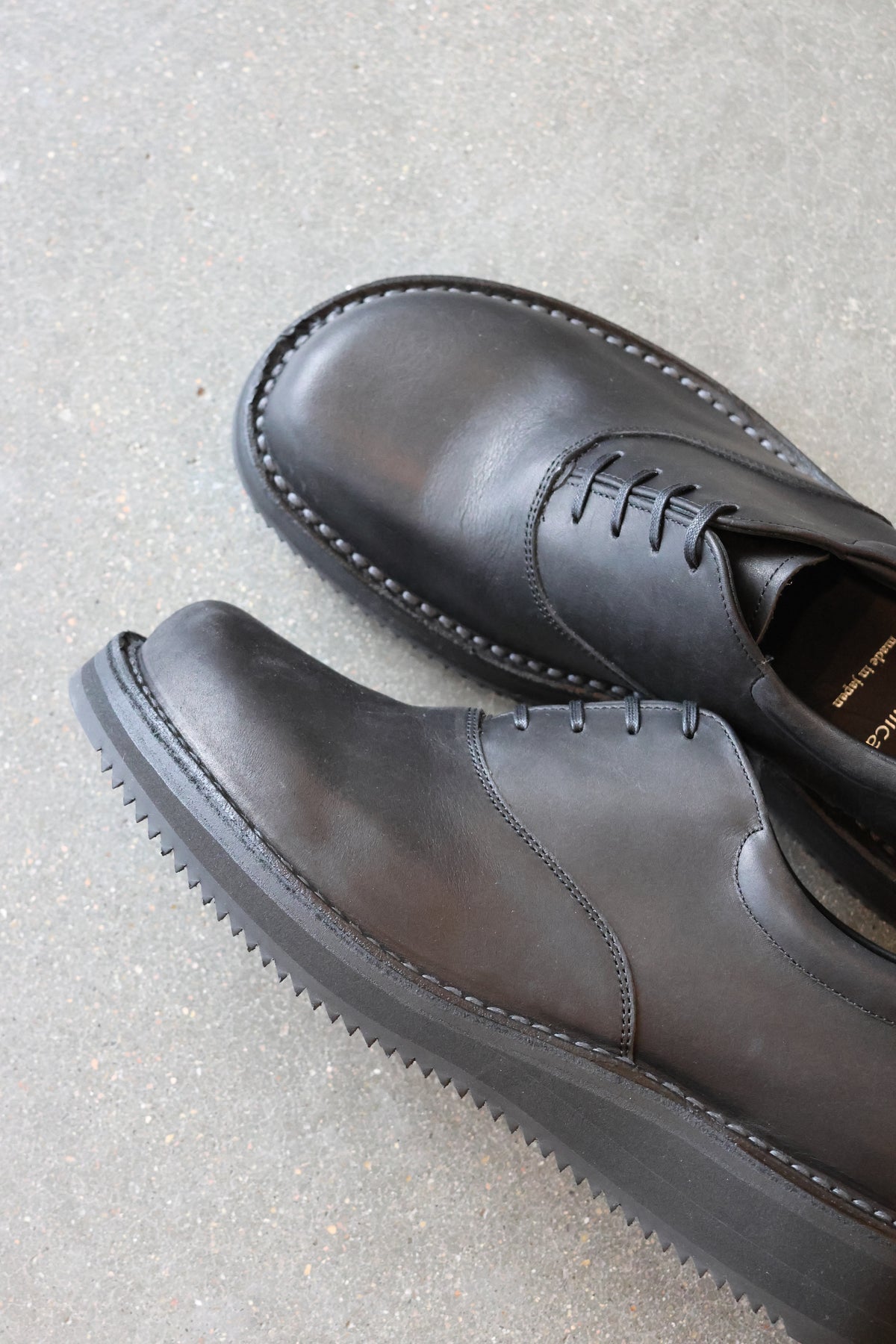 GORE-TEX Plain Toe Shoes Black