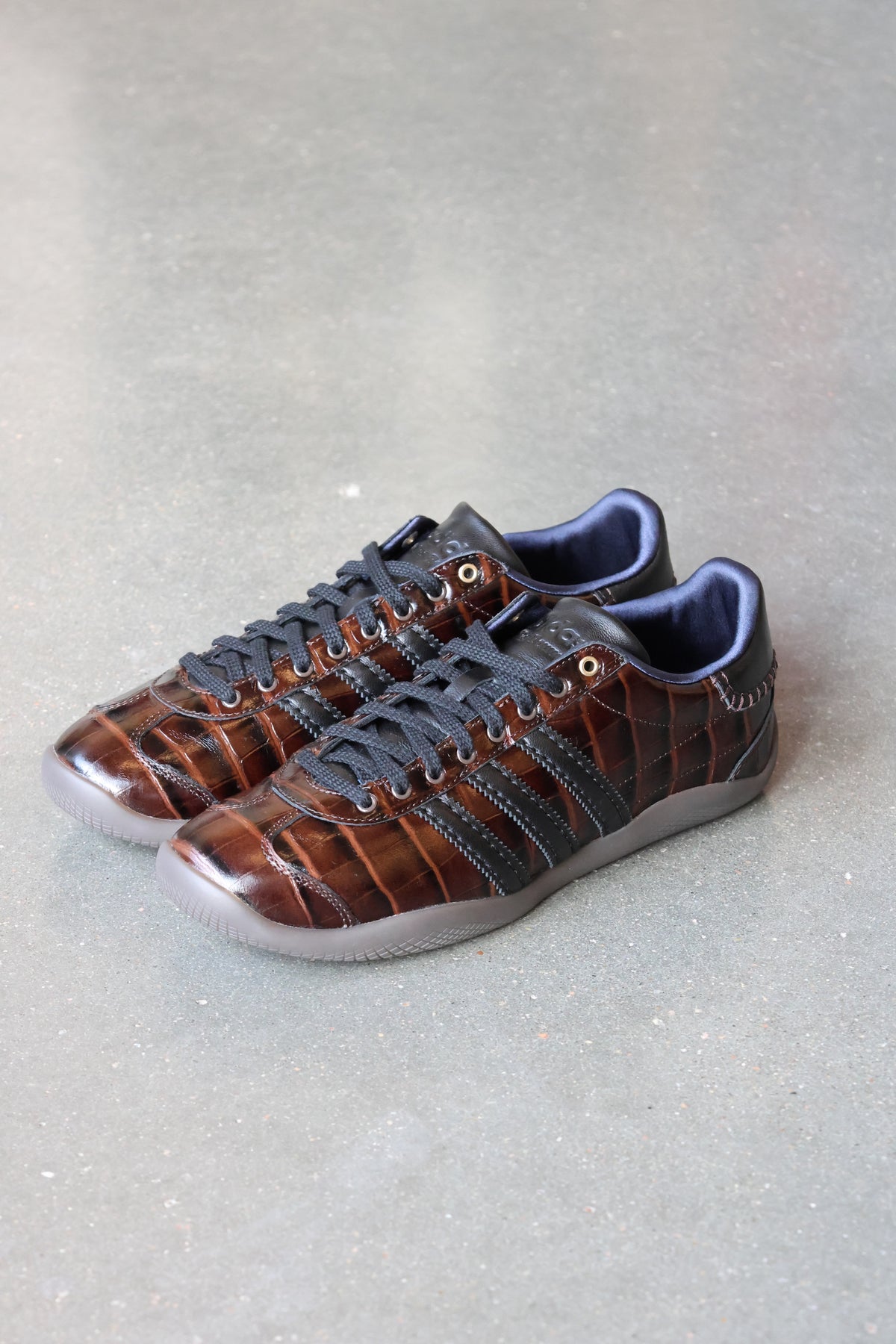 Karintha Croc Dark Brown/Core Black/Gold Metallic