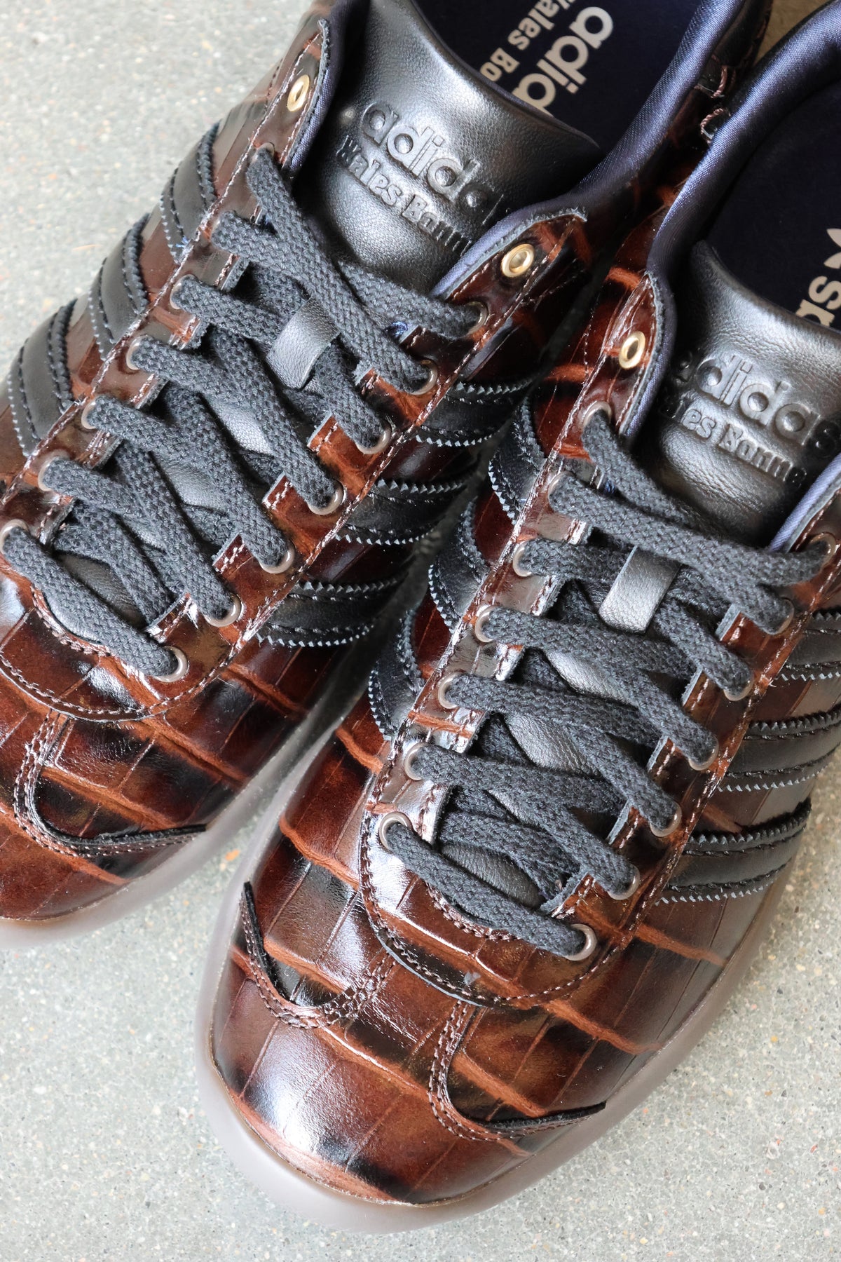 Karintha Croc Dark Brown/Core Black/Gold Metallic
