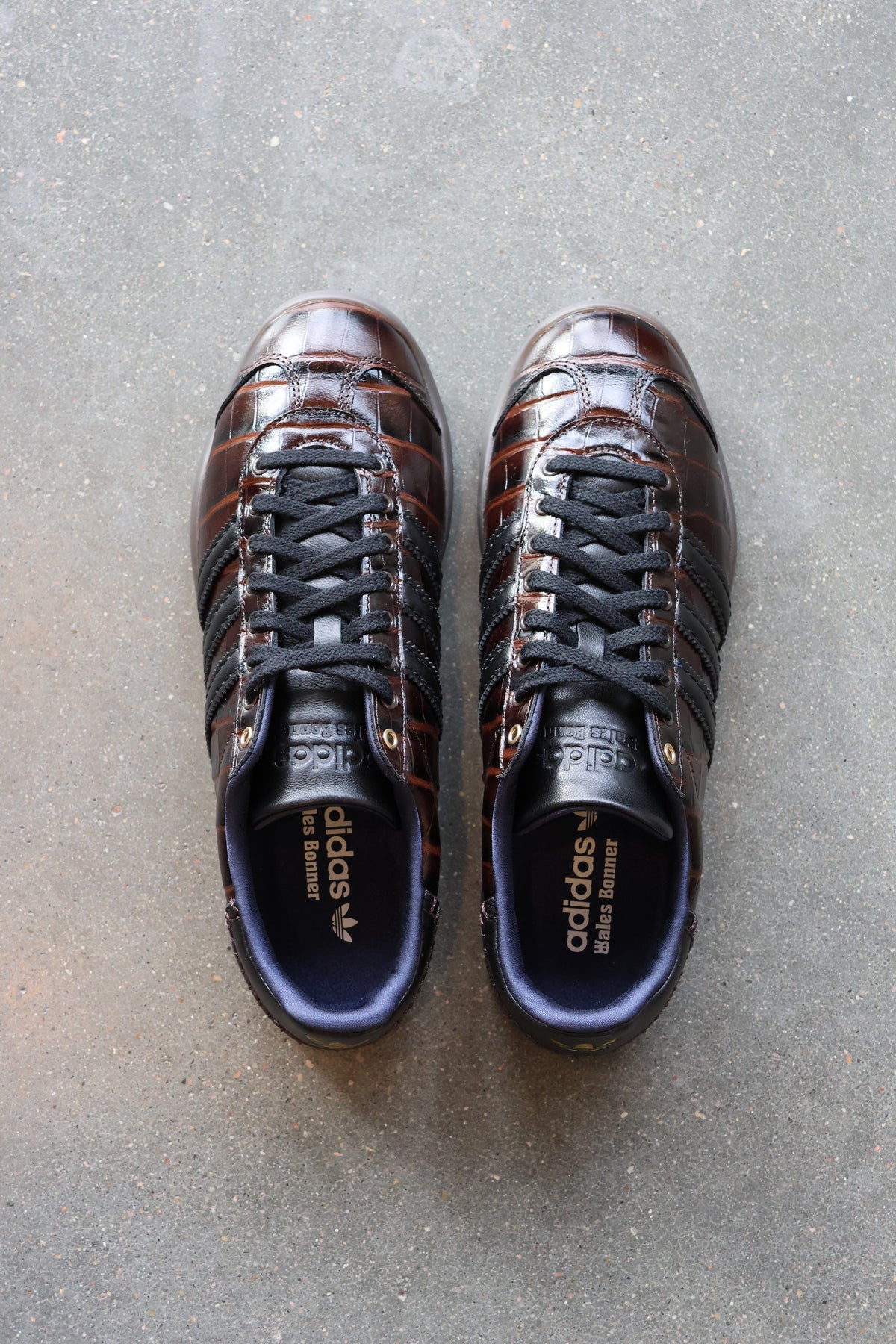 Karintha Croc Dark Brown/Core Black/Gold Metallic