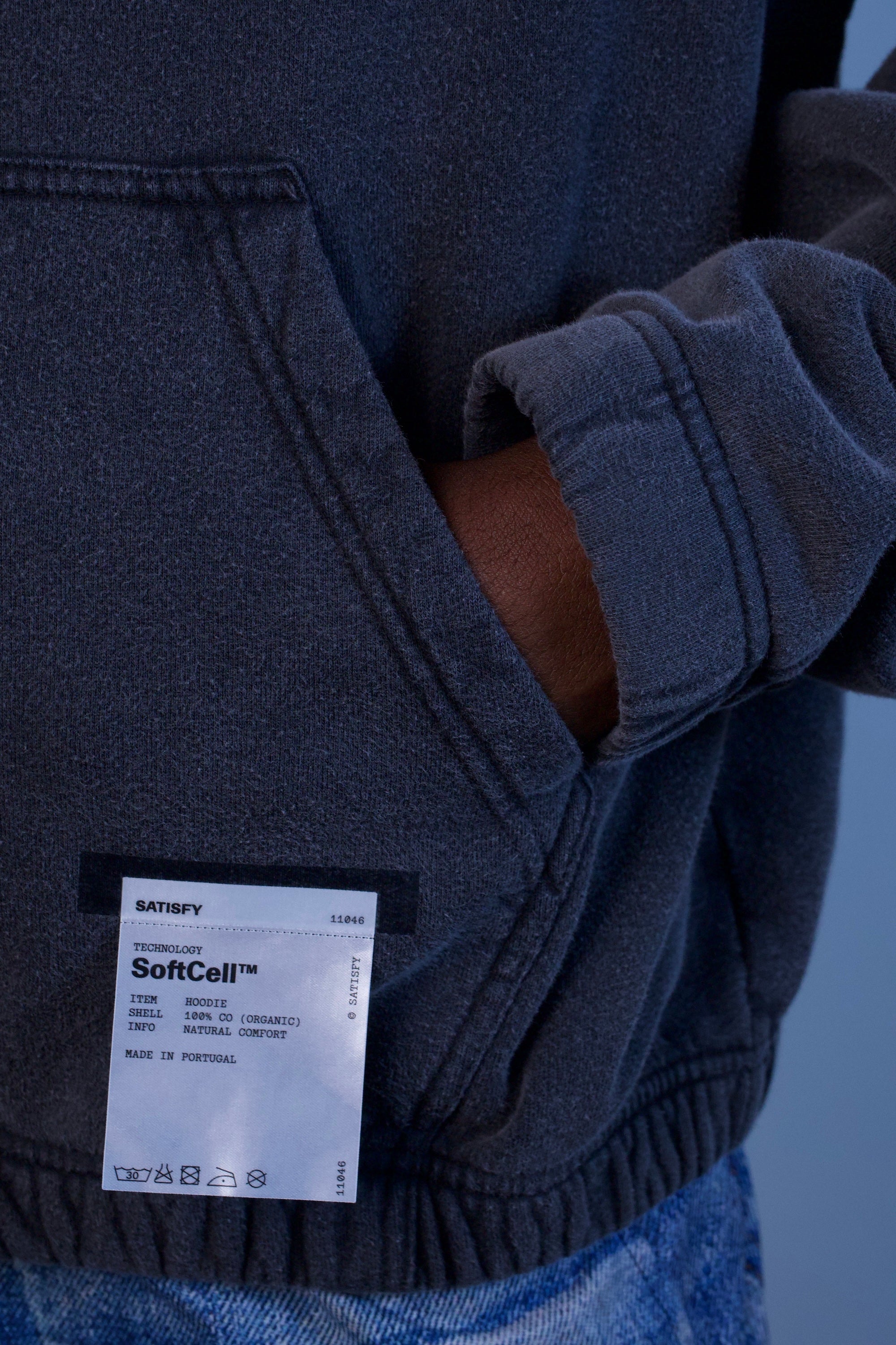 SoftCell Hoodie Aged Black