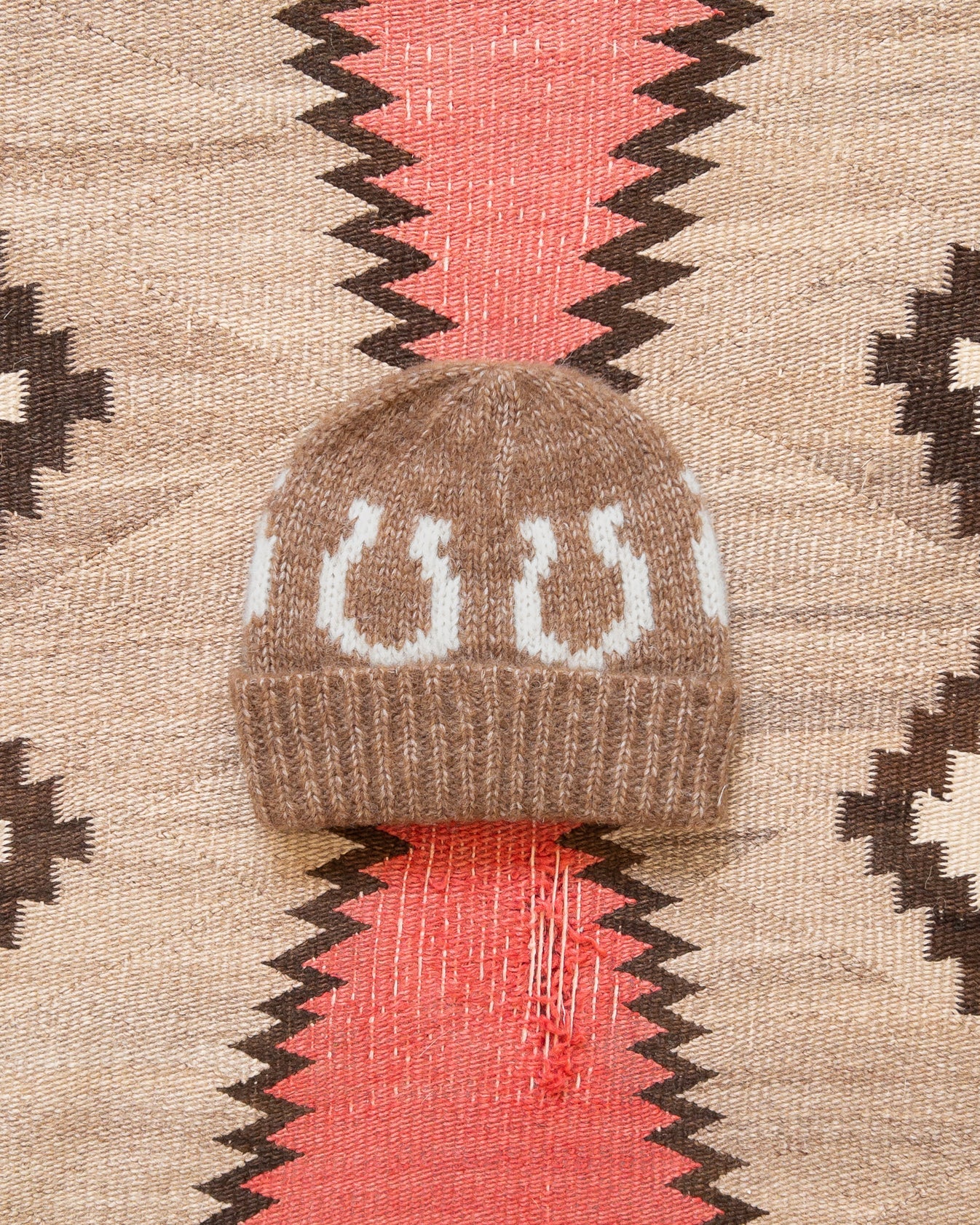 Alpaca Horseshoe Beanie Dark Brown