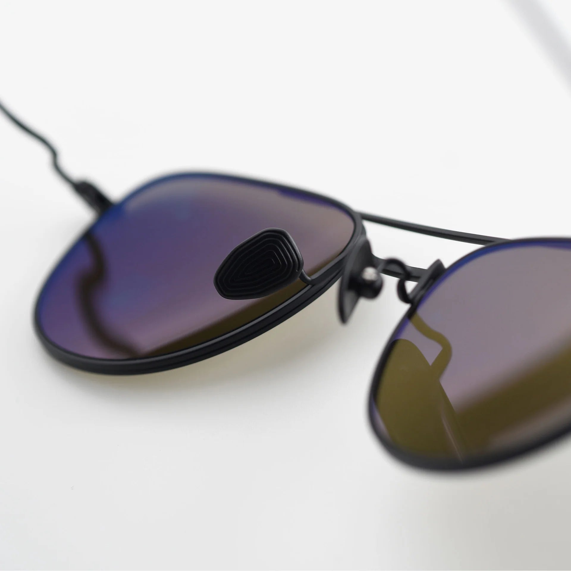 Echo - Black / Olive
