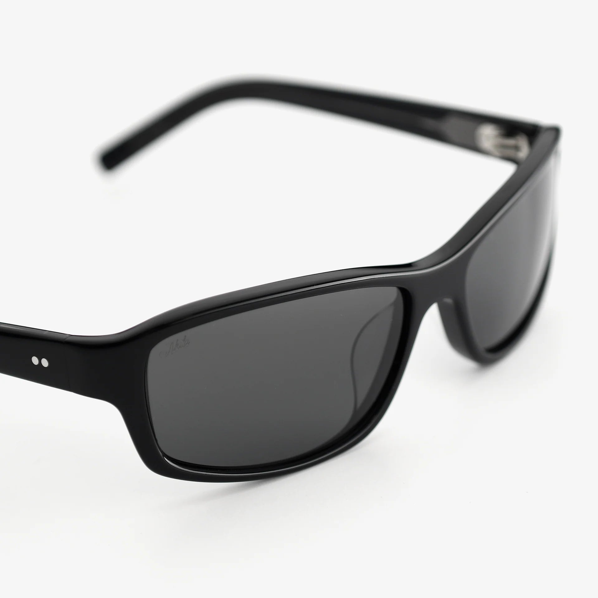 Jet - Black / Black