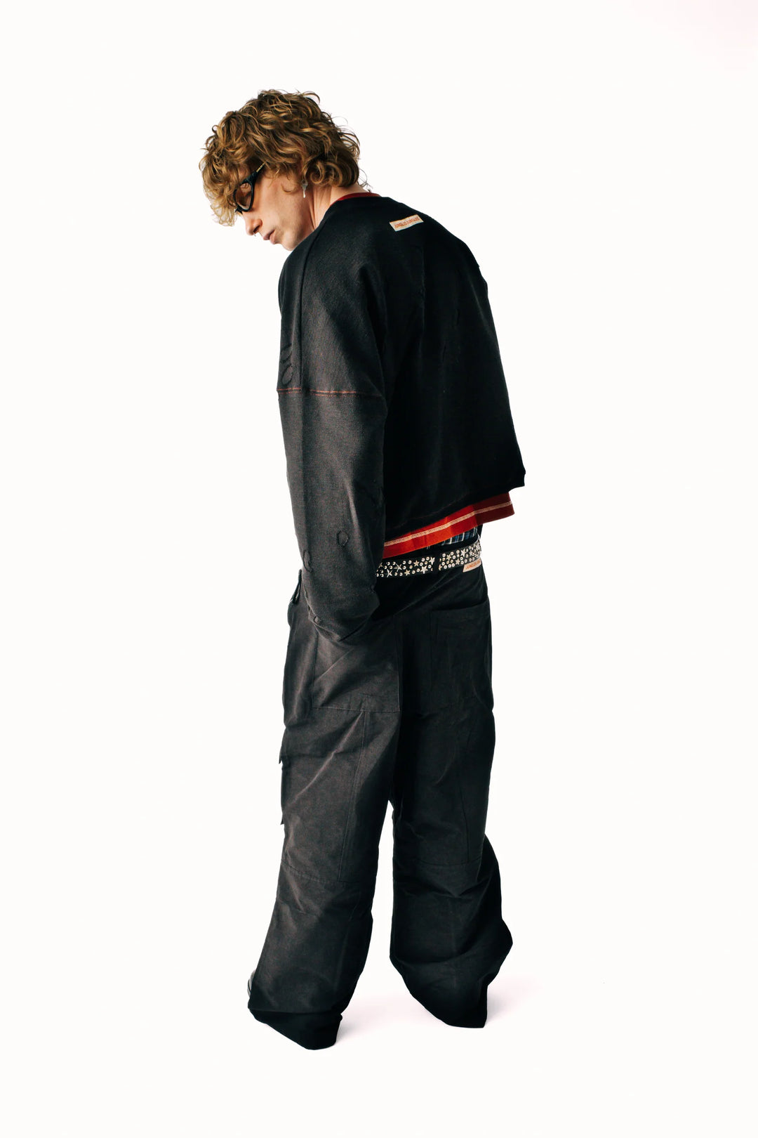 Distressed Crewneck Black
