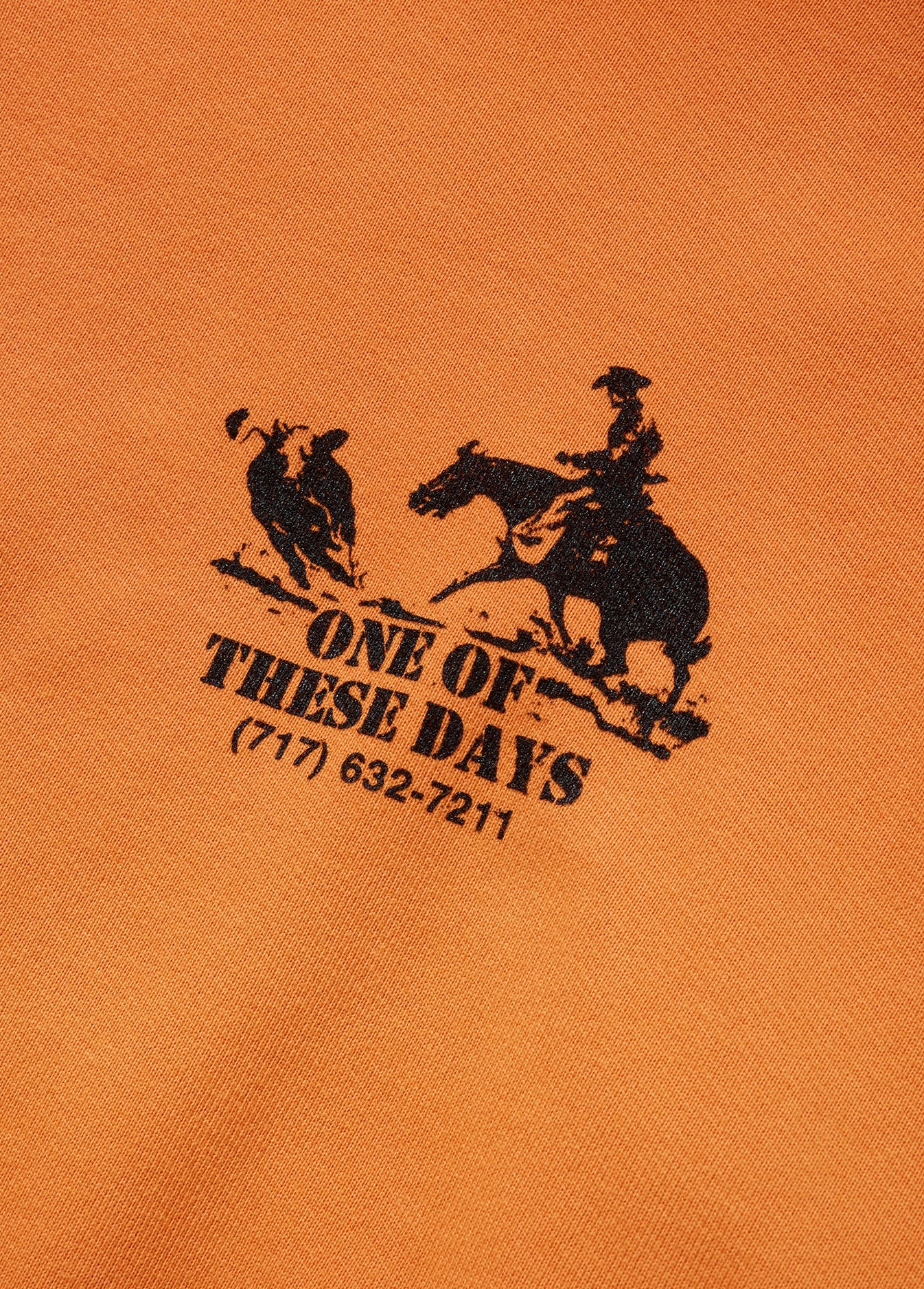 ROUND UP PULLOVER HOODIE ORANGE
