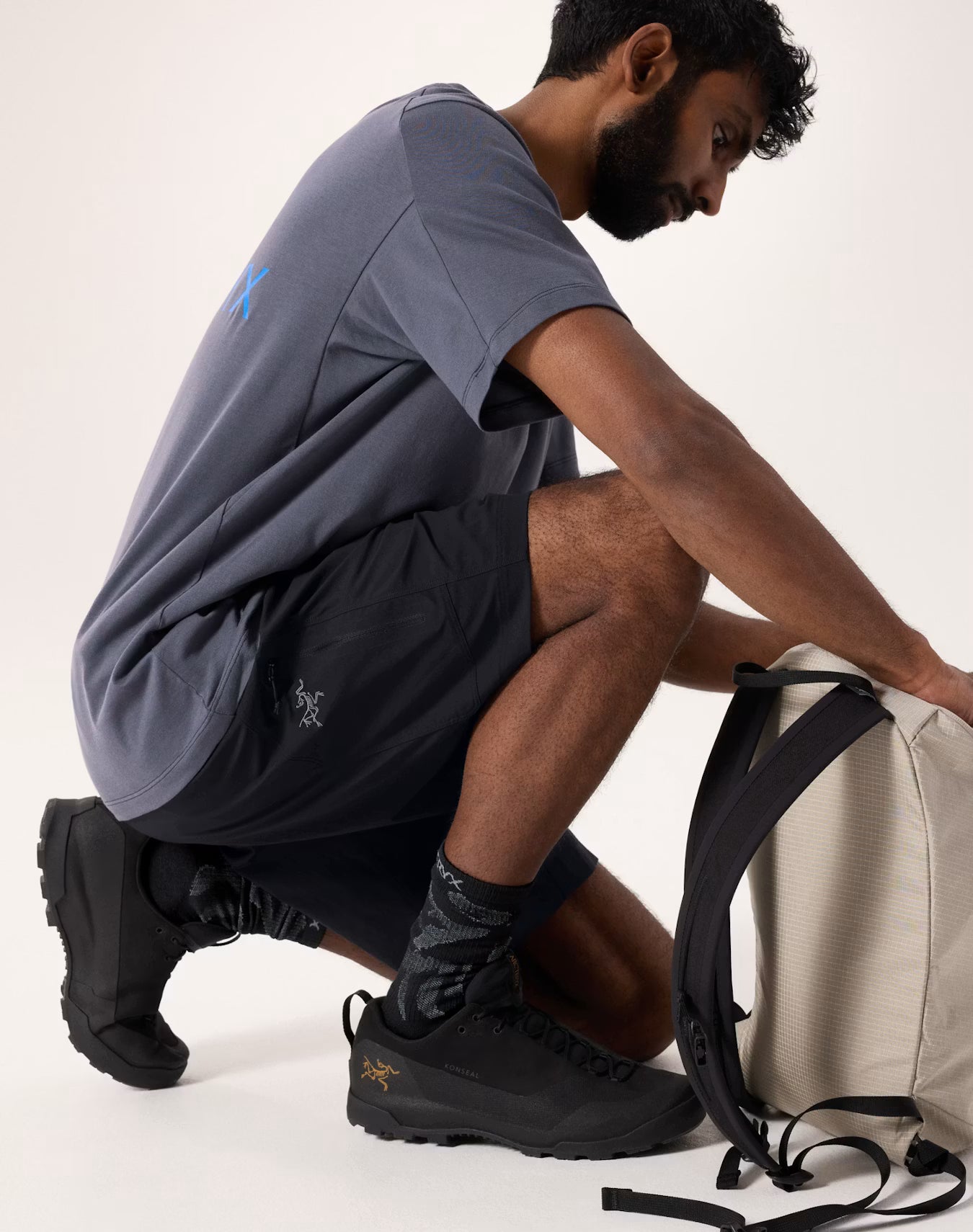 Konseal Short Black 9"