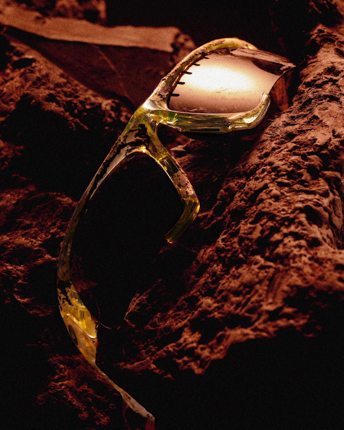 SATISFY® Oakley® Suture Jacket™ Transparent Yellow