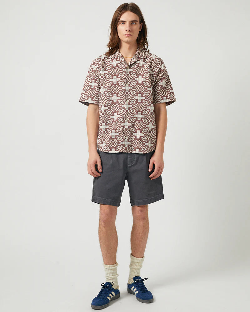 Wavy Optic Jacquard SS Camp Brown
