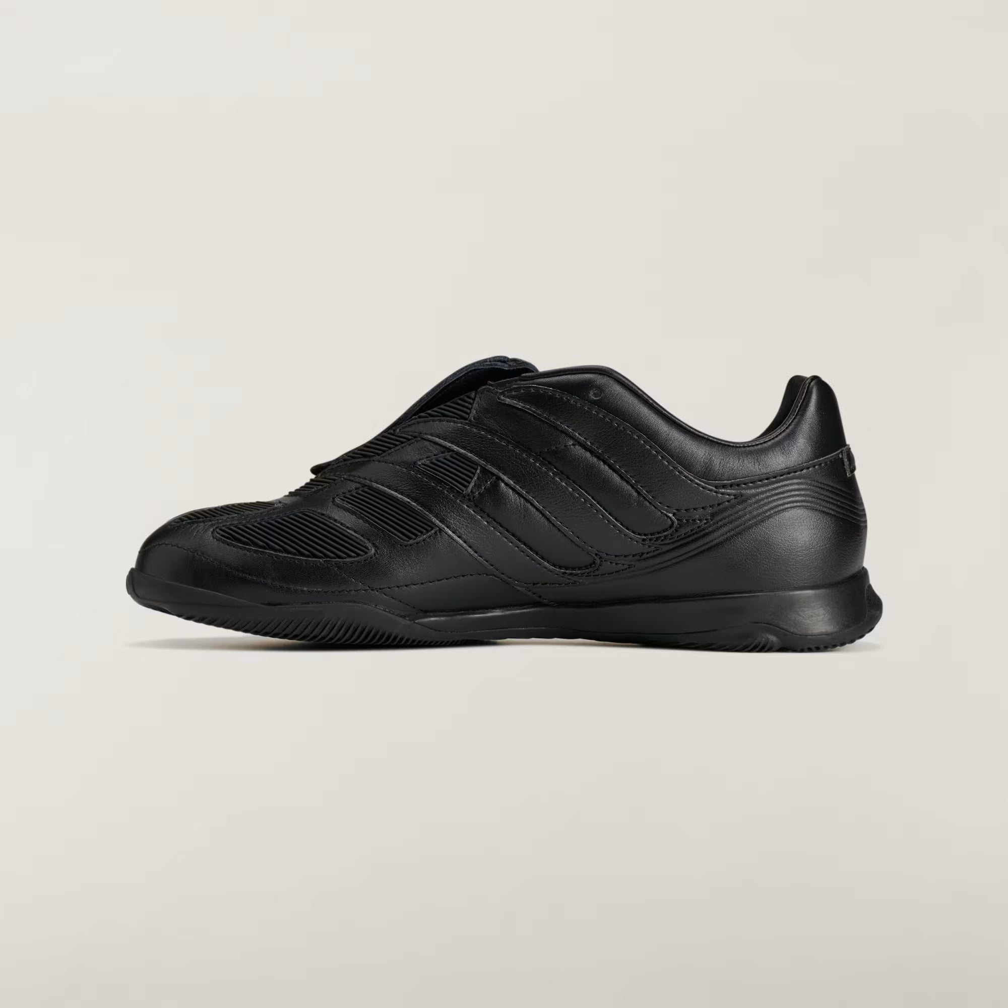 Predator Precis Black/Off White
