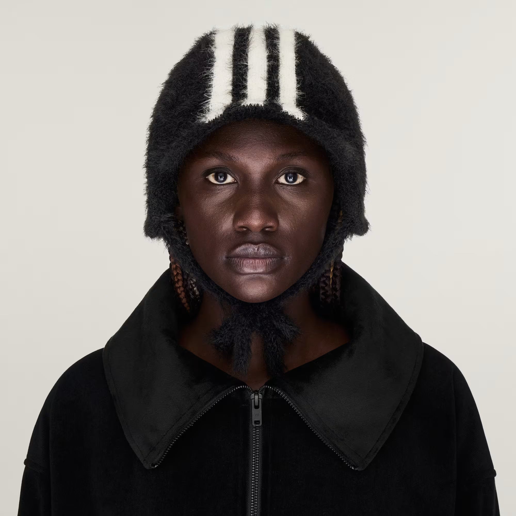 3S Bonnet Black/Cream White