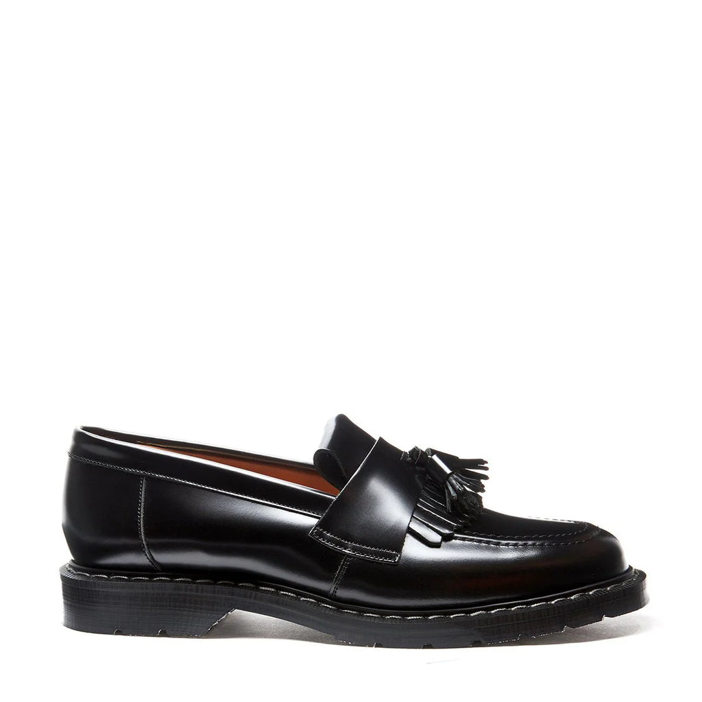 Black Hi-Shine Tassel Loafer