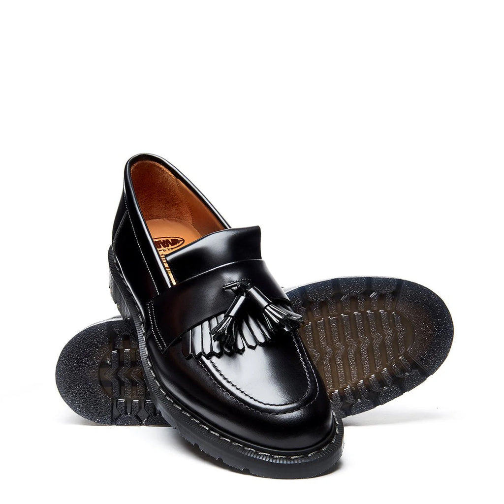 Black Hi-Shine Tassel Loafer